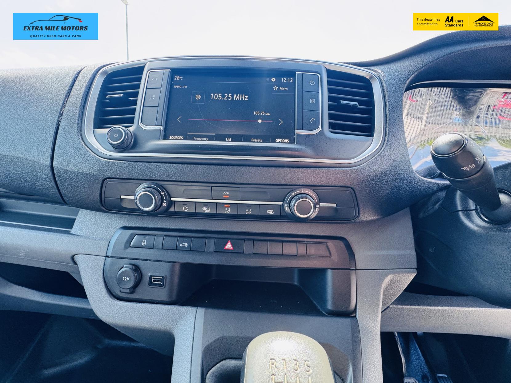 Vauxhall Vivaro 2.0 Turbo D 3100 Sportive Panel Van 5dr Diesel Manual L2 H1 Euro 6 (s/s) (150 ps)