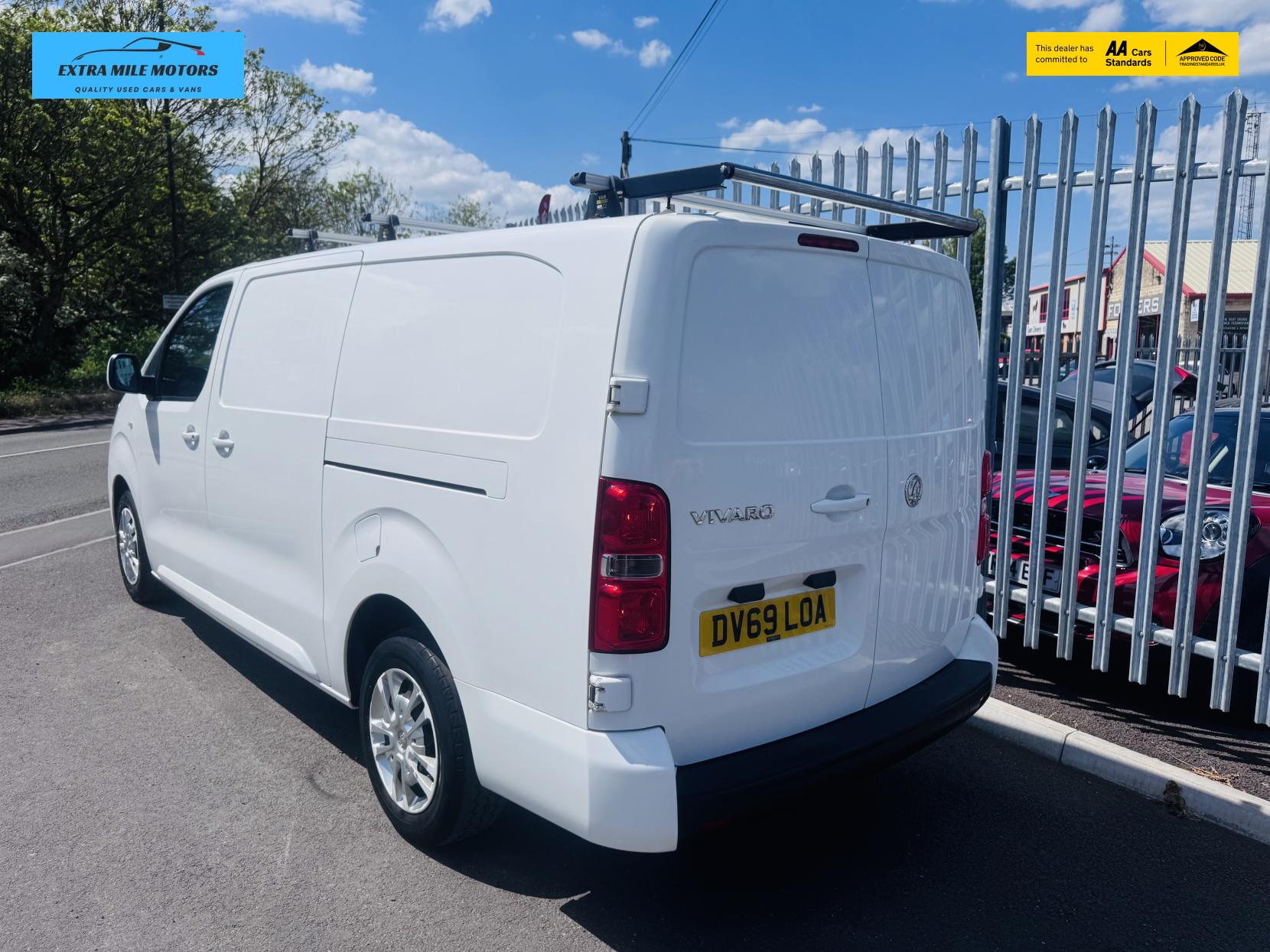 Vauxhall Vivaro 2.0 Turbo D 3100 Sportive Panel Van 5dr Diesel Manual L2 H1 Euro 6 (s/s) (150 ps)