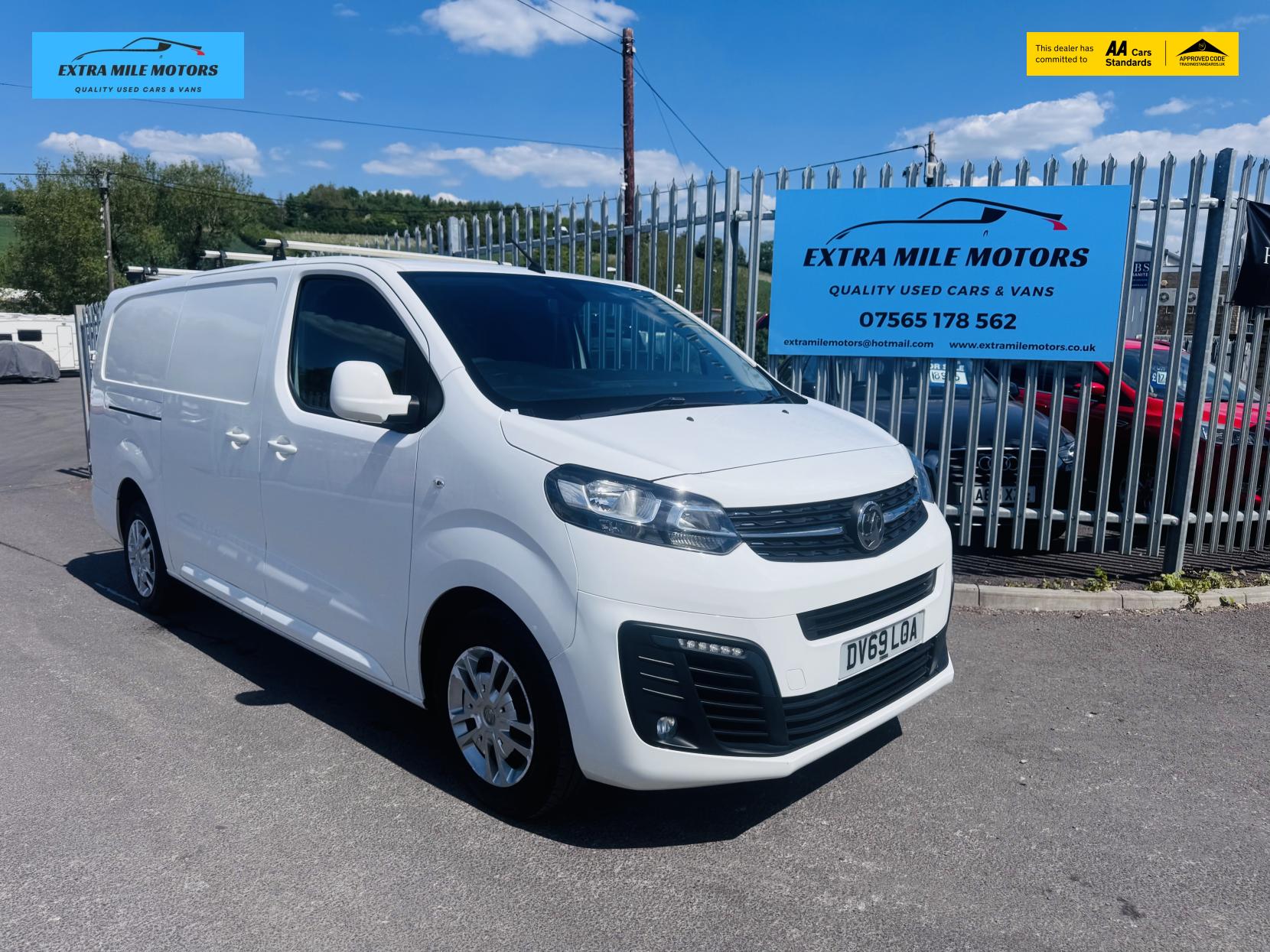 Vauxhall Vivaro 2.0 Turbo D 3100 Sportive Panel Van 5dr Diesel Manual L2 H1 Euro 6 (s/s) (150 ps)