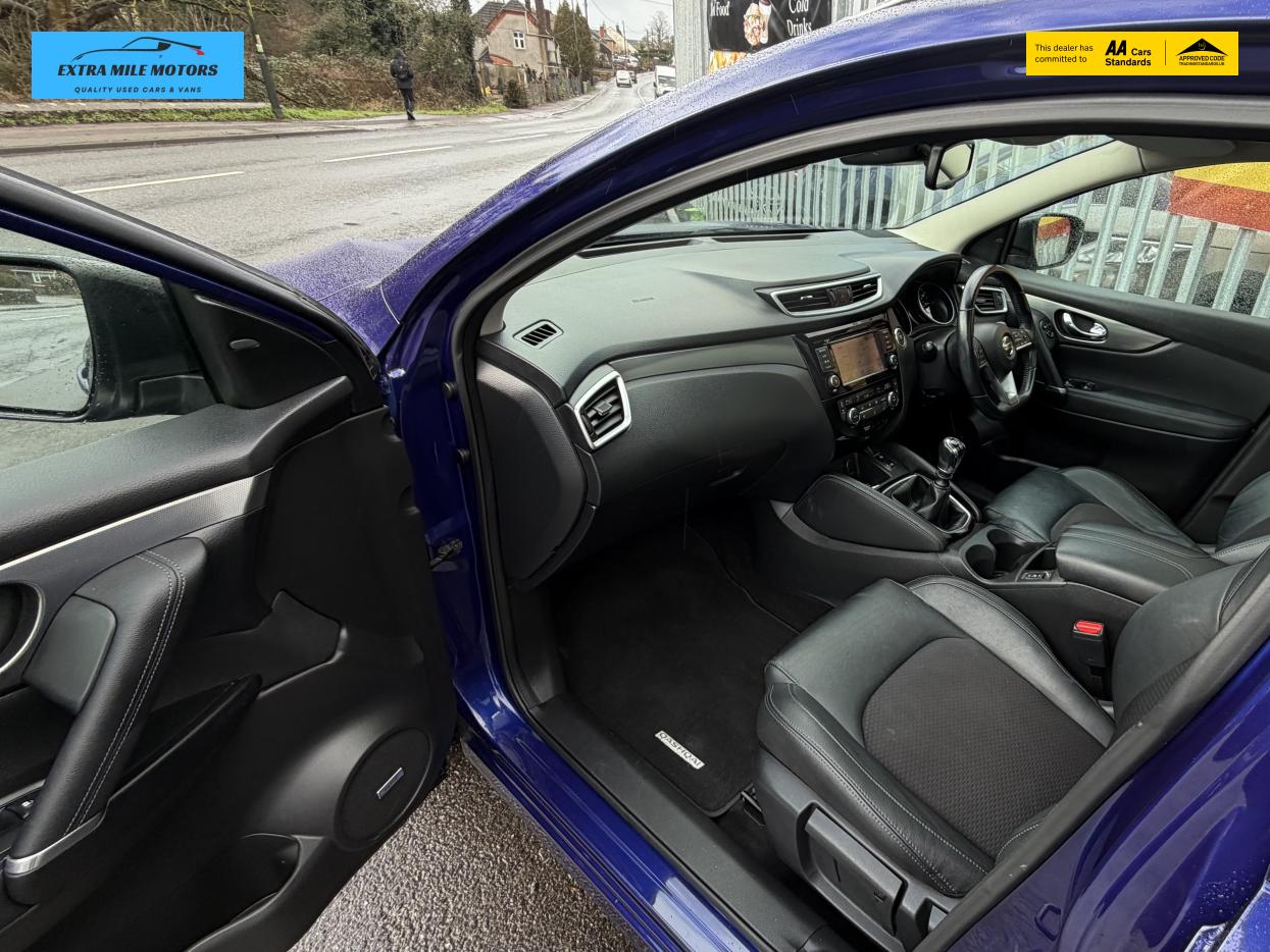 Nissan Qashqai 1.3 DIG-T Tekna SUV 5dr Petrol Manual Euro 6 (s/s) (140 ps)