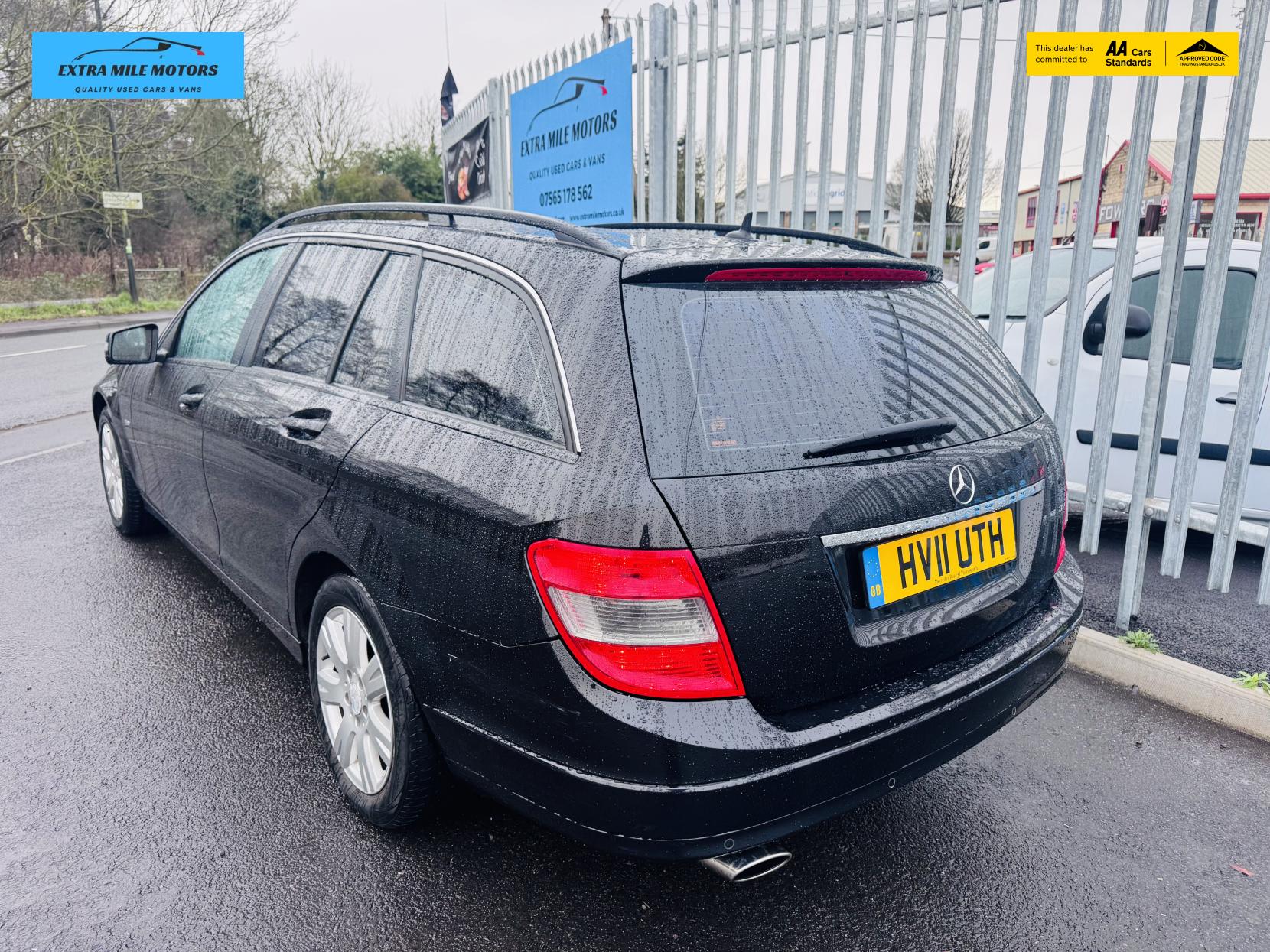 Mercedes-Benz C Class 1.8 C180 BlueEfficiency Executive SE Estate 5dr Petrol Auto Euro 5 (156 ps)