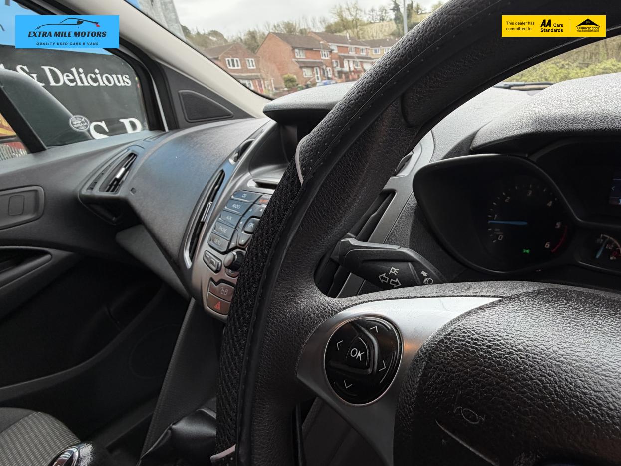 Ford Transit Connect 1.6 TDCi 220 Panel Van 4dr Diesel Manual L1 H1 (124 g/km, 94 bhp)