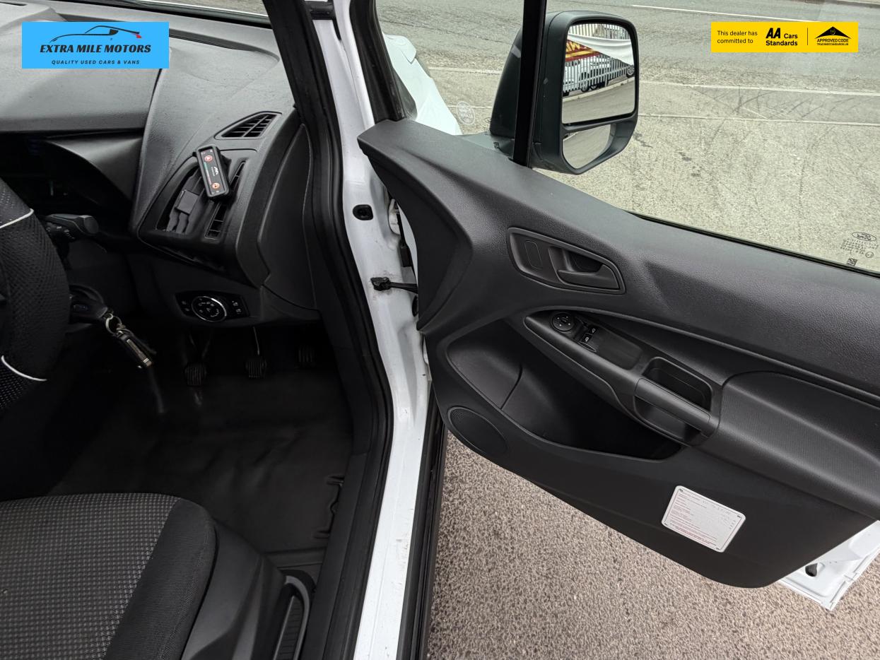 Ford Transit Connect 1.6 TDCi 220 Panel Van 4dr Diesel Manual L1 H1 (124 g/km, 94 bhp)
