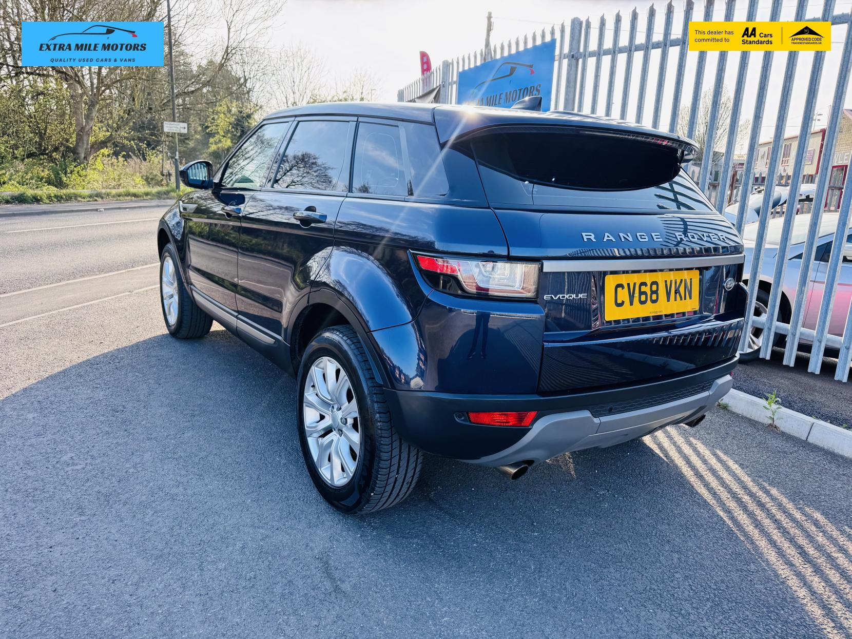 Land Rover Range Rover Evoque 2.0 eD4 SE SUV 5dr Diesel Manual FWD Euro 6 (s/s) (150 ps)