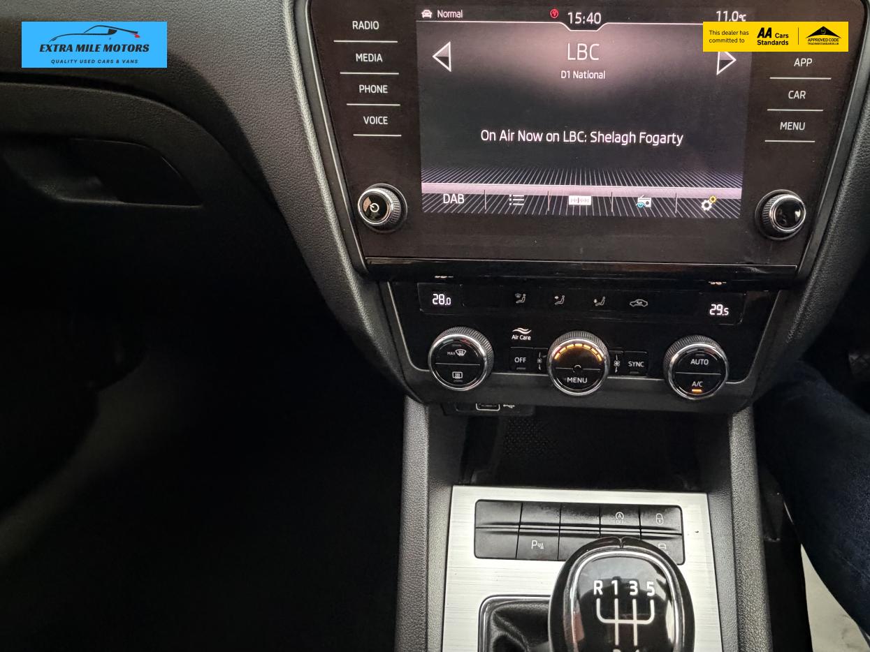 Skoda Octavia 1.6 TDI SE Technology Estate 5dr Diesel Manual Euro 6 (s/s) (115 ps)