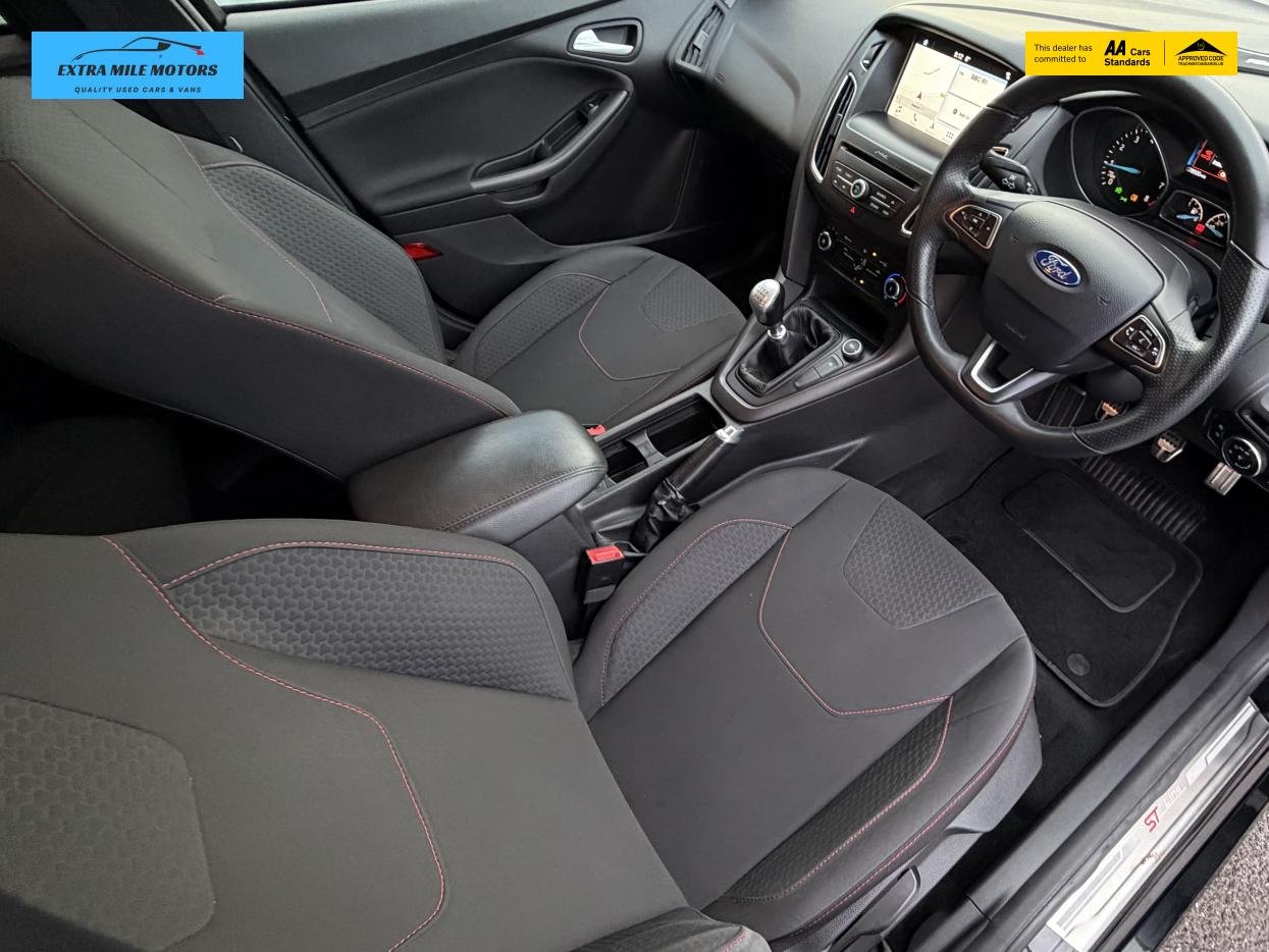Ford Focus 1.0T EcoBoost ST-Line Hatchback 5dr Petrol Manual Euro 6 (s/s) (140 ps)