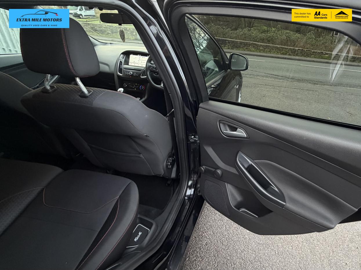 Ford Focus 1.0T EcoBoost ST-Line Hatchback 5dr Petrol Manual Euro 6 (s/s) (140 ps)