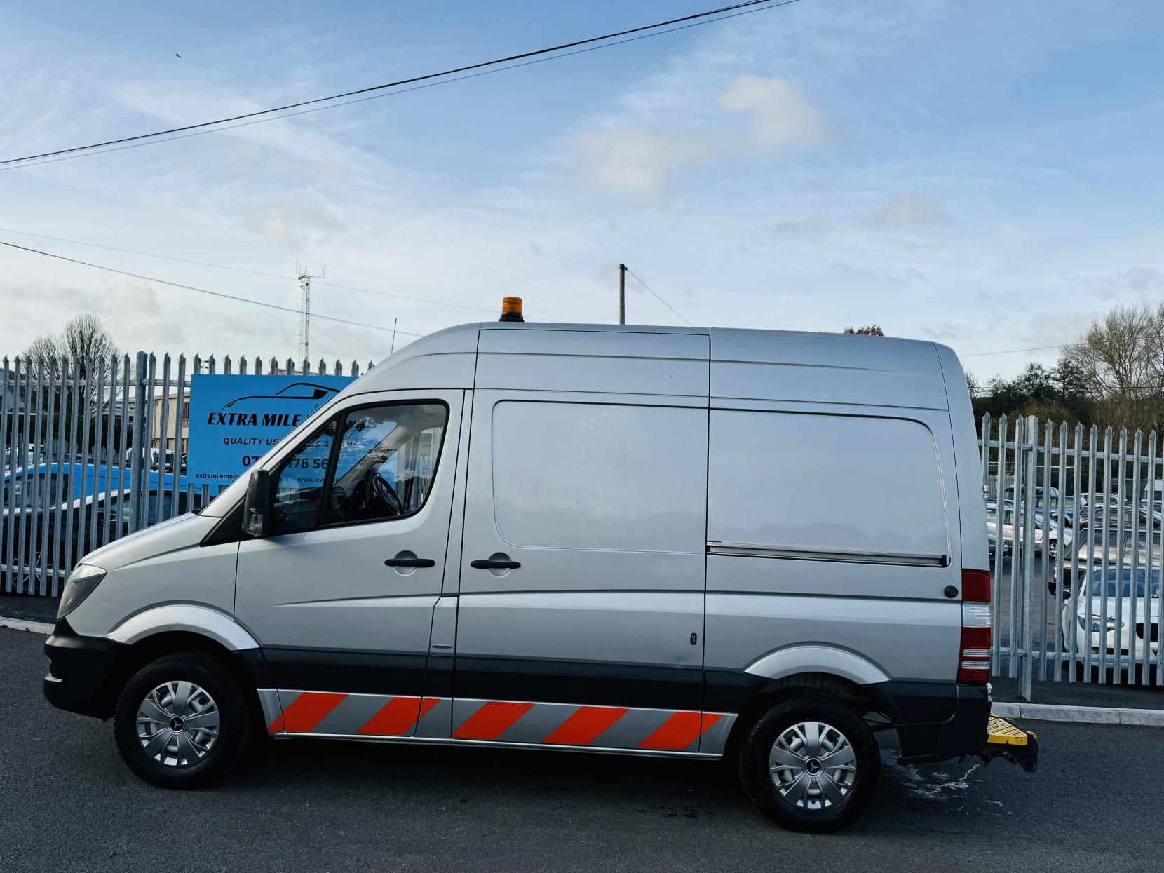 Mercedes-Benz Sprinter 2.1 313 CDi Panel Van 4dr Diesel Manual RWD L1 H3 (222 g/km, 129 bhp)