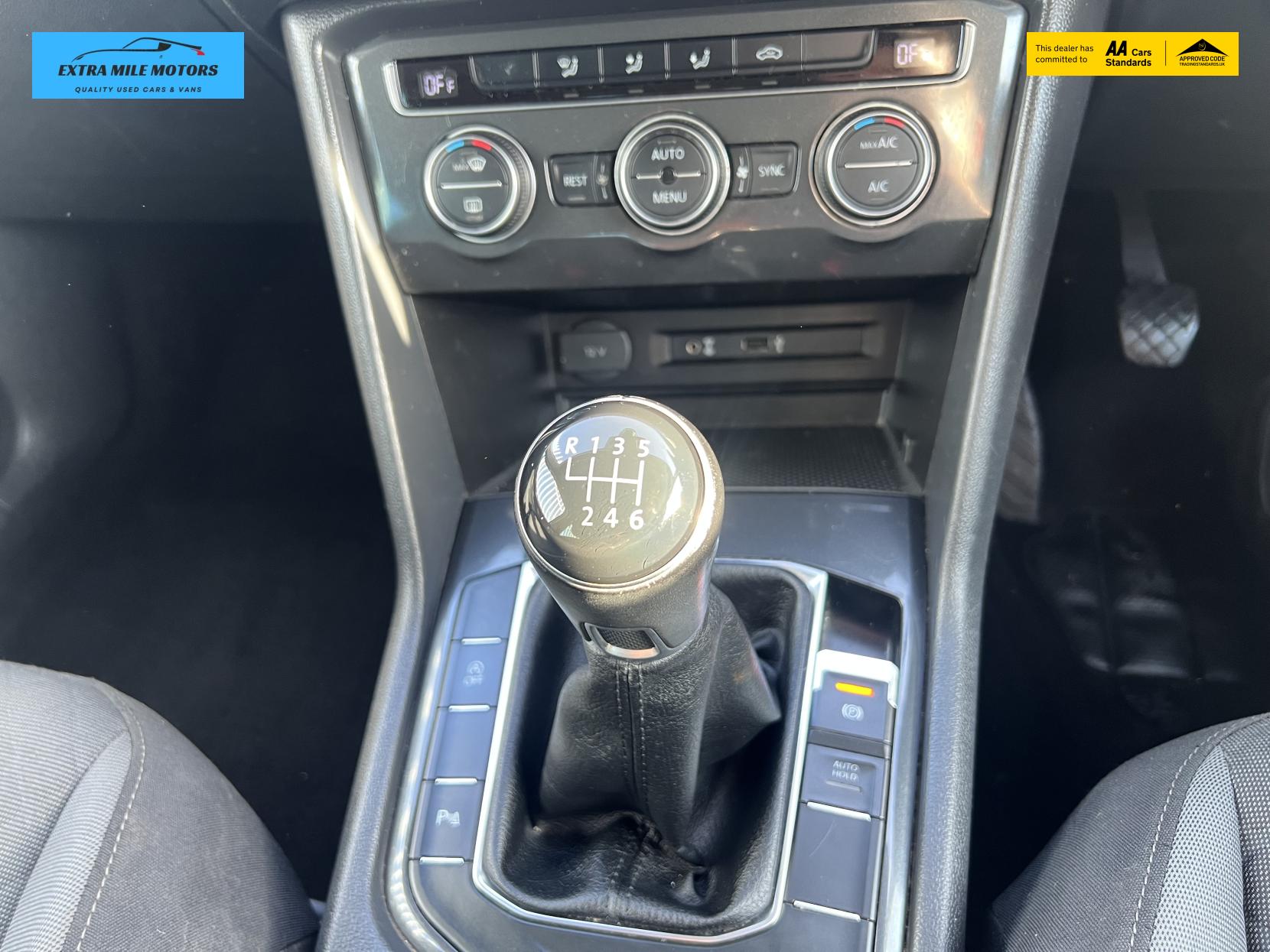 Volkswagen Tiguan 2.0 TDI SE SUV 5dr Diesel Manual Euro 6 (s/s) (150 ps)