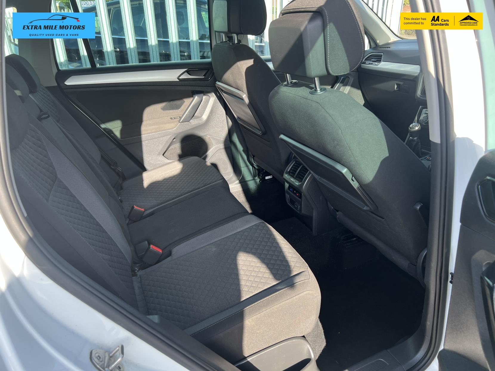 Volkswagen Tiguan 2.0 TDI SE SUV 5dr Diesel Manual Euro 6 (s/s) (150 ps)
