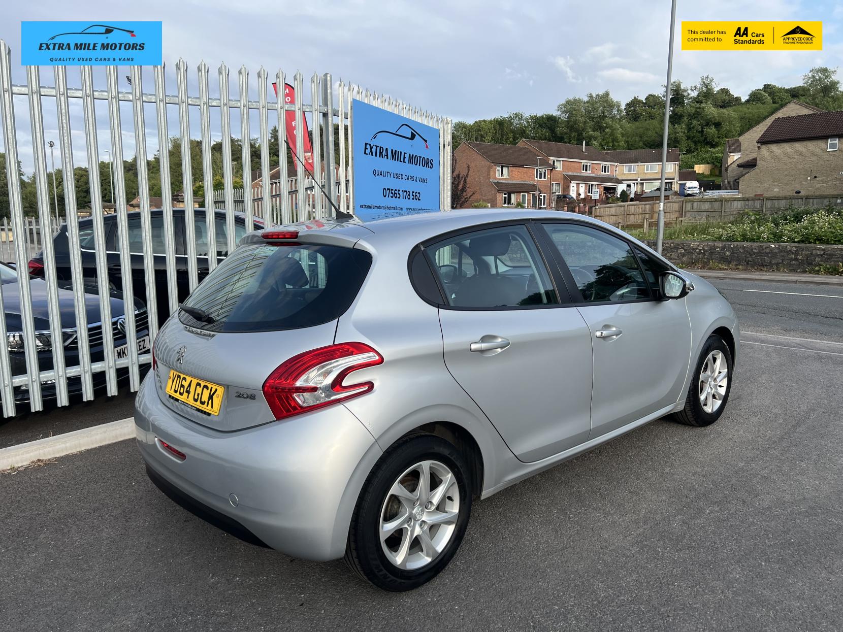 Peugeot 208 1.2 VTi PureTech Active Hatchback 5dr Petrol Manual Euro 5 (82 ps)