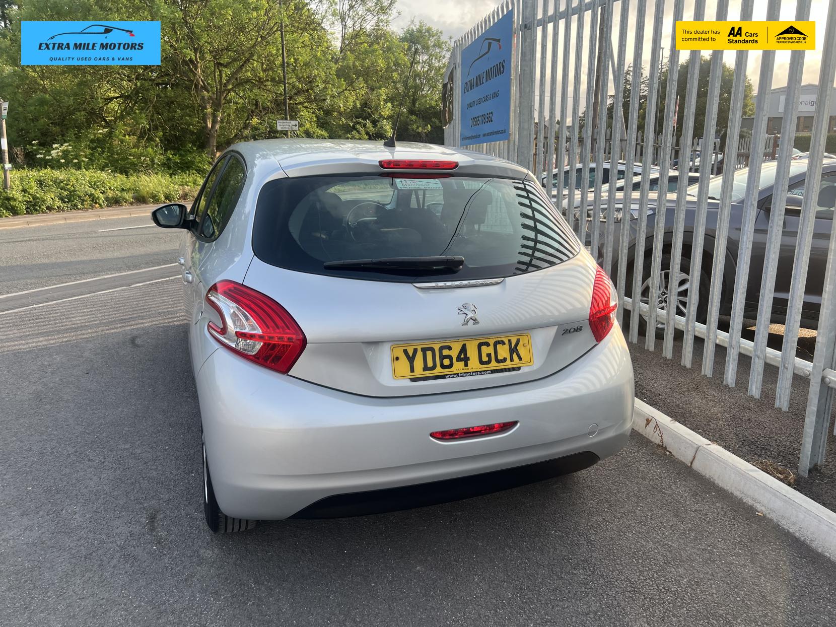 Peugeot 208 1.2 VTi PureTech Active Hatchback 5dr Petrol Manual Euro 5 (82 ps)
