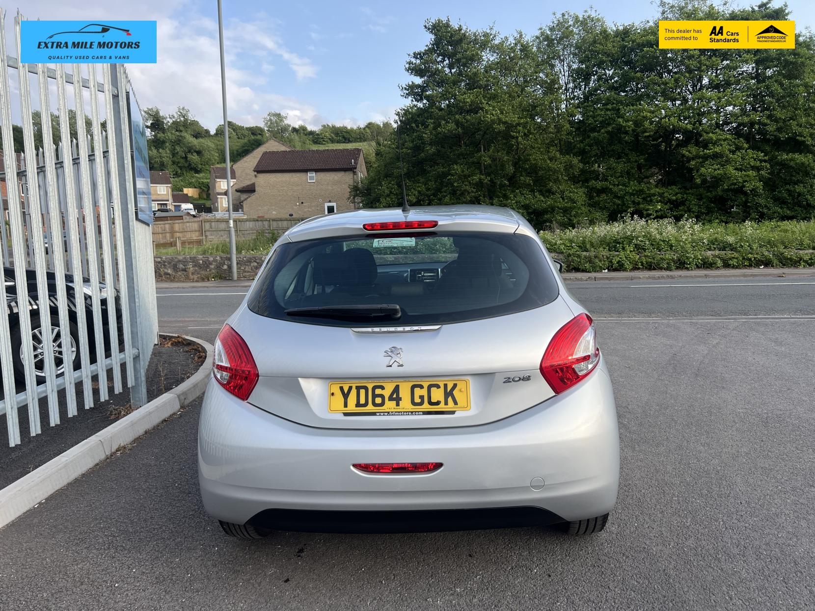 Peugeot 208 1.2 VTi PureTech Active Hatchback 5dr Petrol Manual Euro 5 (82 ps)
