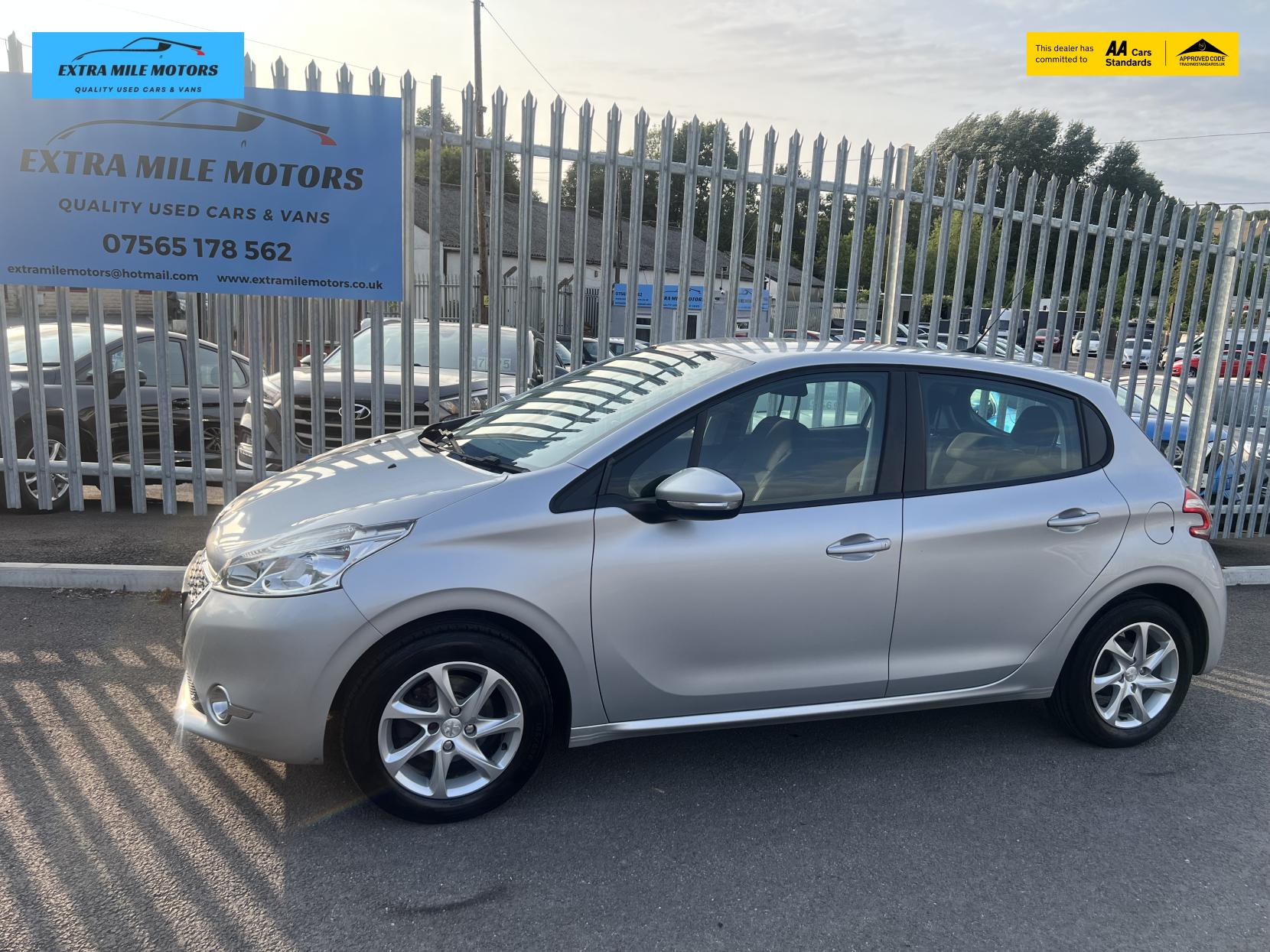 Peugeot 208 1.2 VTi PureTech Active Hatchback 5dr Petrol Manual Euro 5 (82 ps)