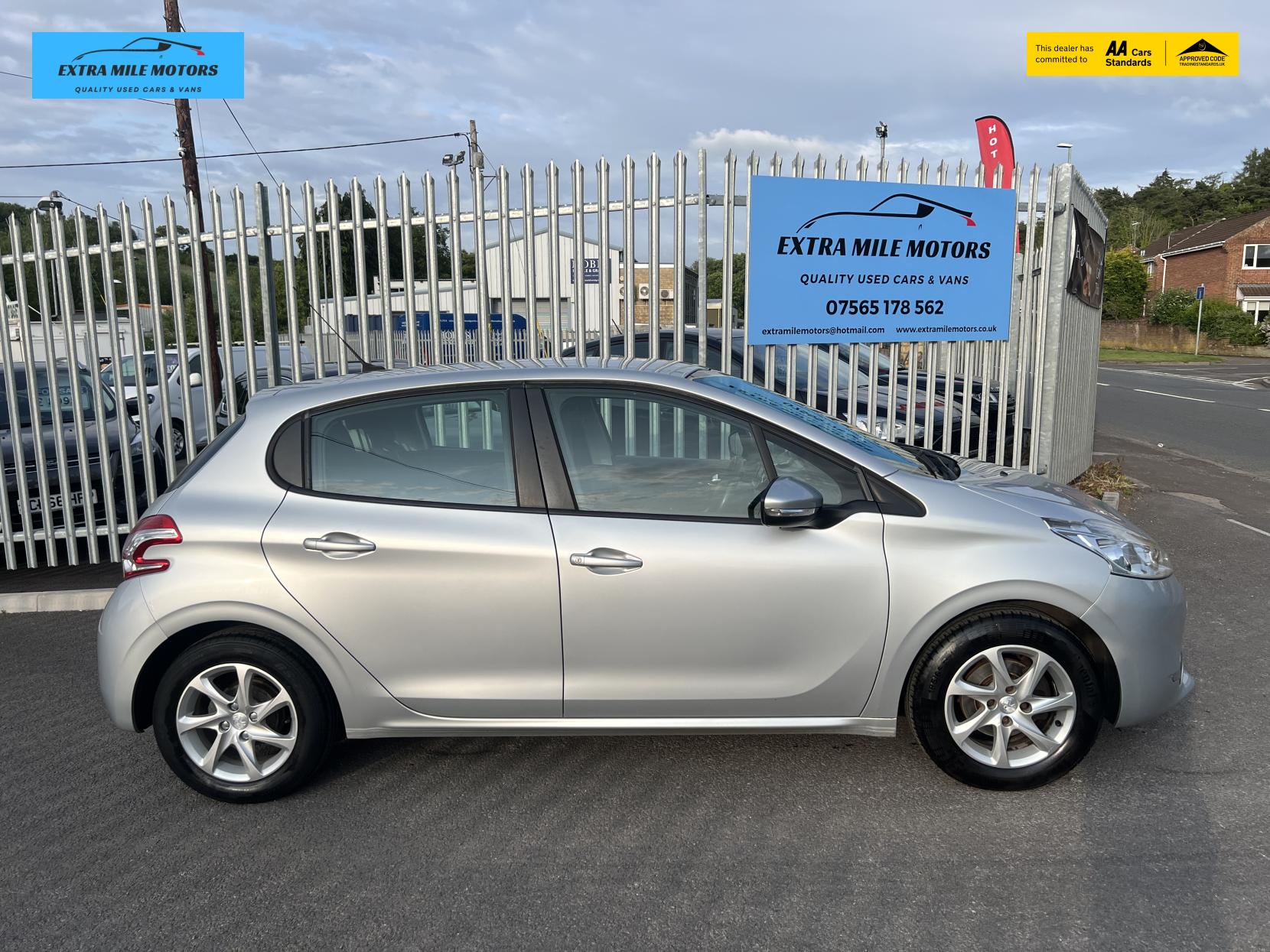 Peugeot 208 1.2 VTi PureTech Active Hatchback 5dr Petrol Manual Euro 5 (82 ps)