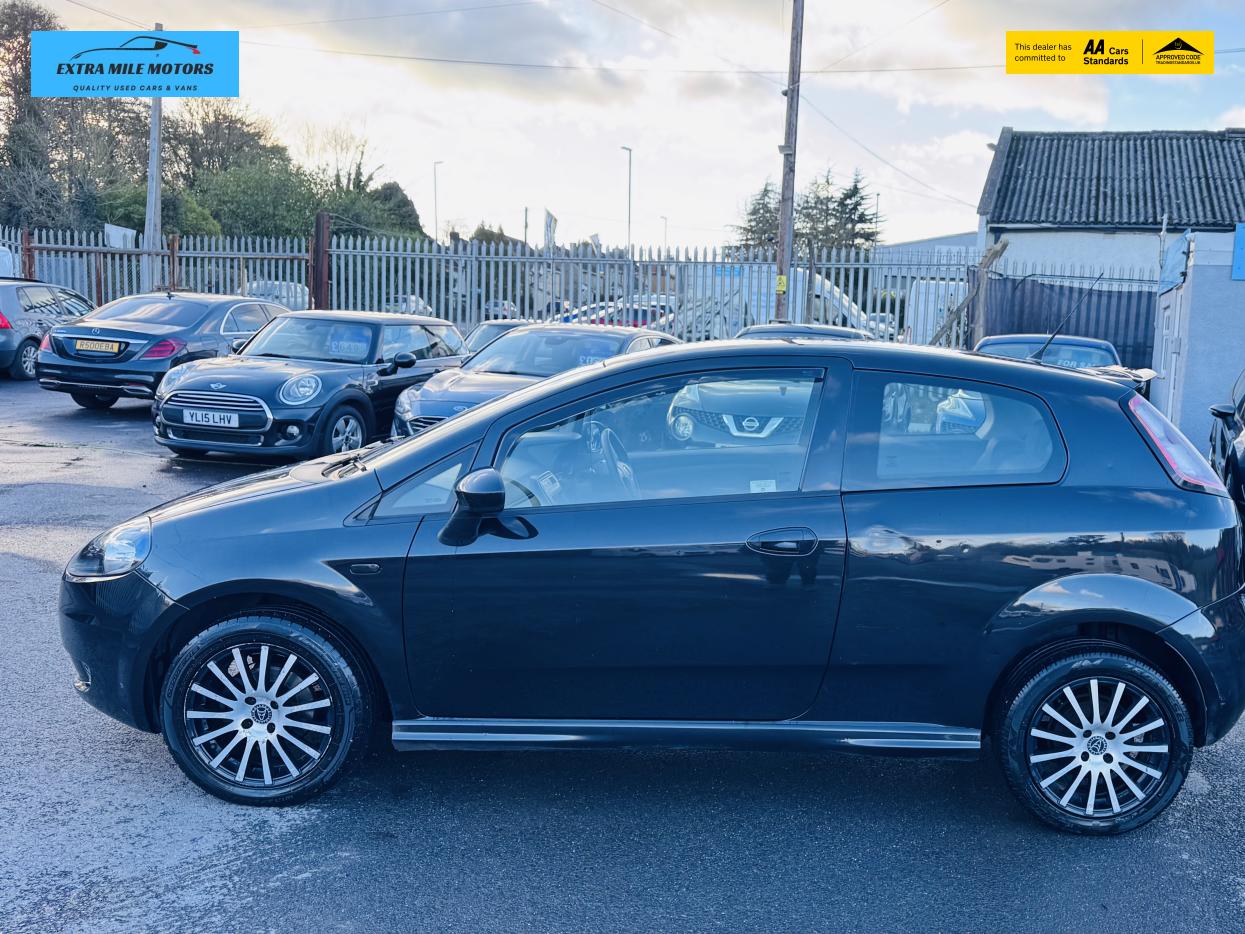 Fiat Grande Punto 1.4 Sound Hatchback 3dr Petrol Manual Euro 4 (77 bhp)