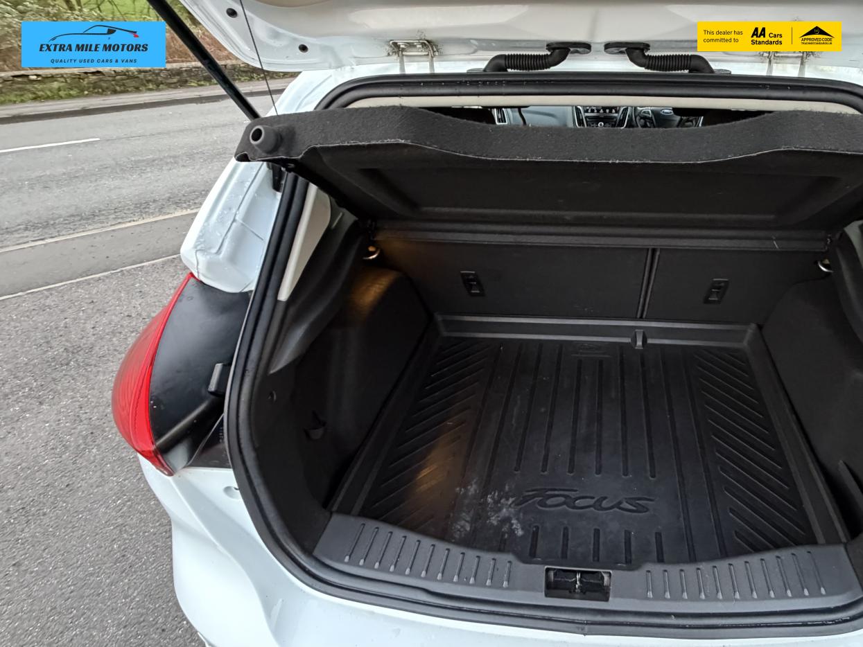 Ford Focus 1.0T EcoBoost Titanium Hatchback 5dr Petrol Manual Euro 6 (s/s) (125 ps)