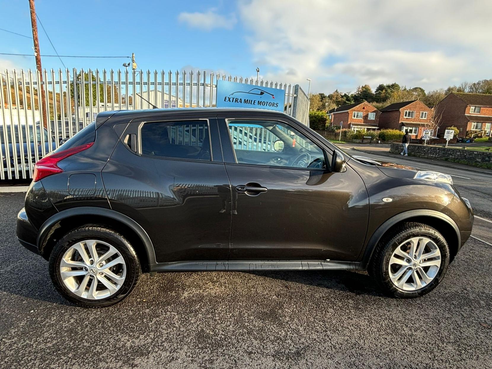 Nissan Juke 1.5 dCi 8v Tekna SUV 5dr Diesel Manual Euro 5 (110 ps)