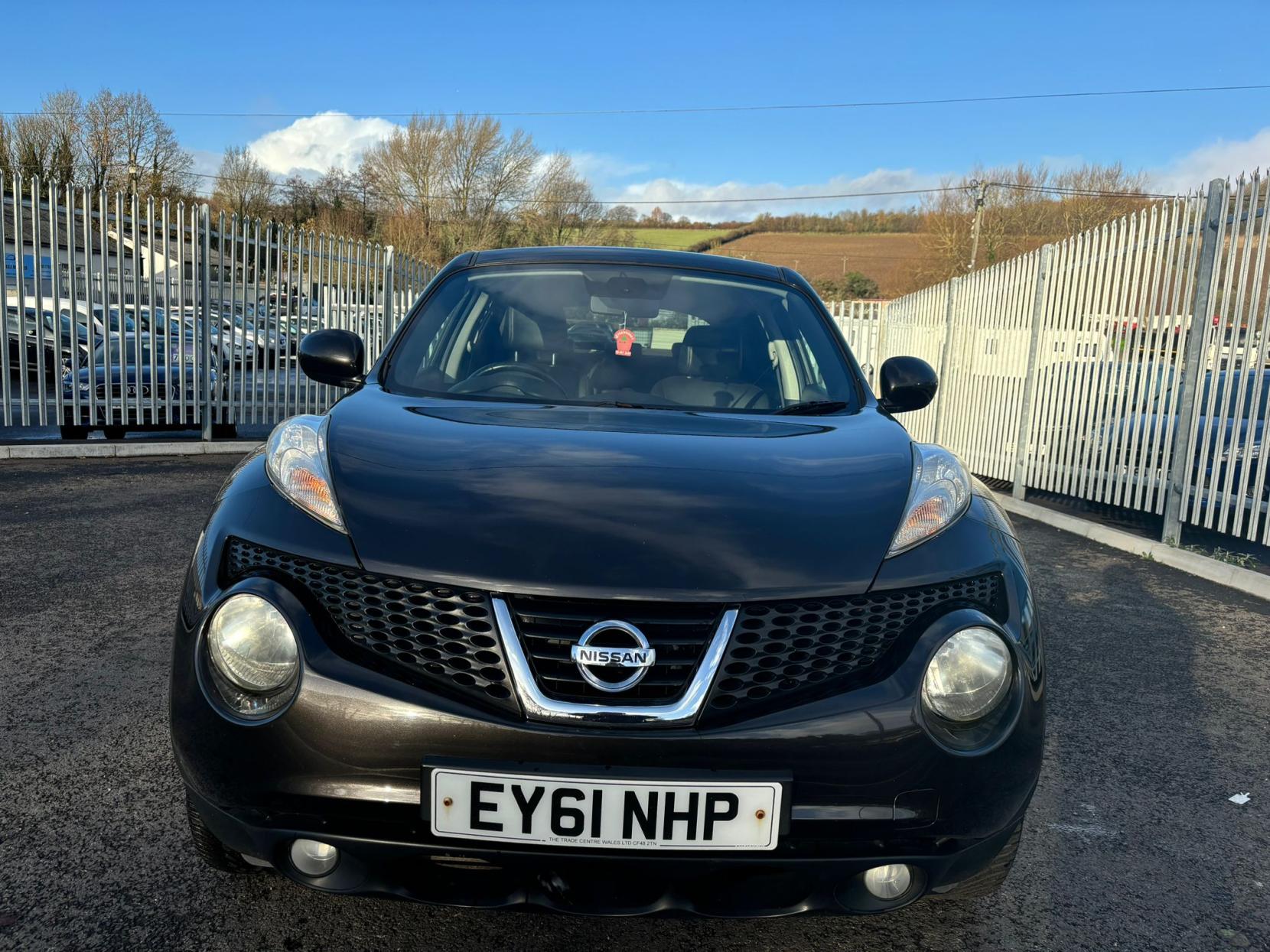 Nissan Juke 1.5 dCi 8v Tekna SUV 5dr Diesel Manual Euro 5 (110 ps)