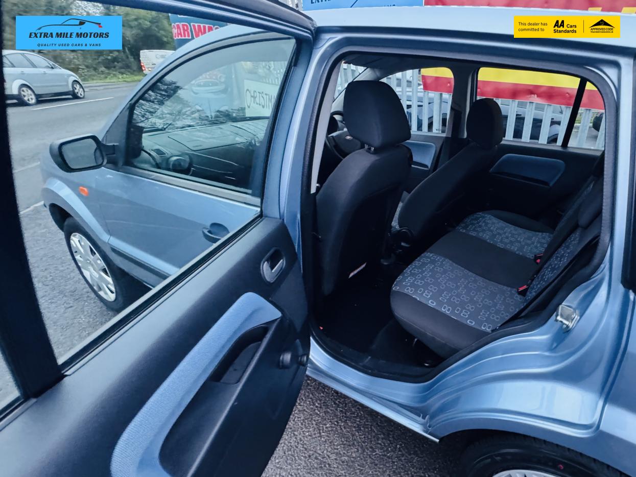 Ford Fusion 1.6 2 Hatchback 5dr Petrol Manual (157 g/km, 99 bhp)