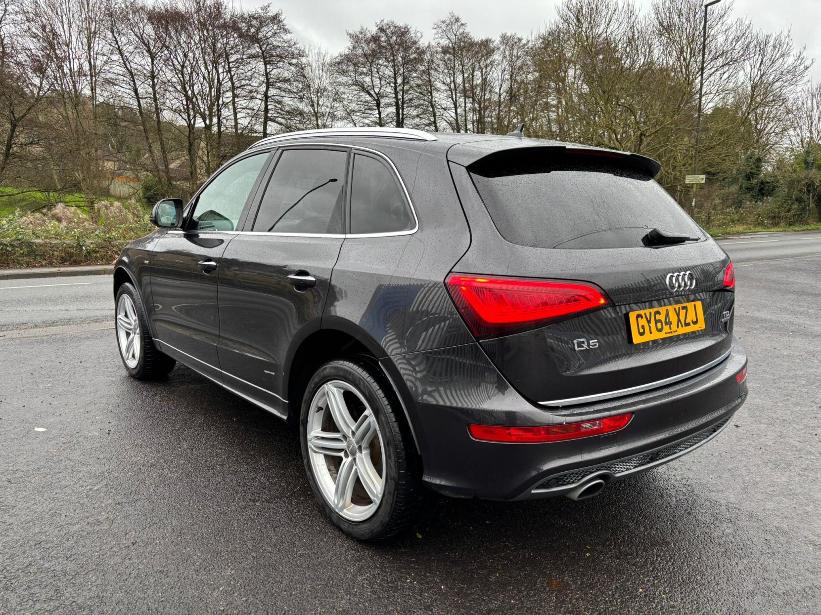 Audi Q5 2.0 TDI S line Plus SUV 5dr Diesel Manual quattro Euro 5 (s/s) (150 ps)