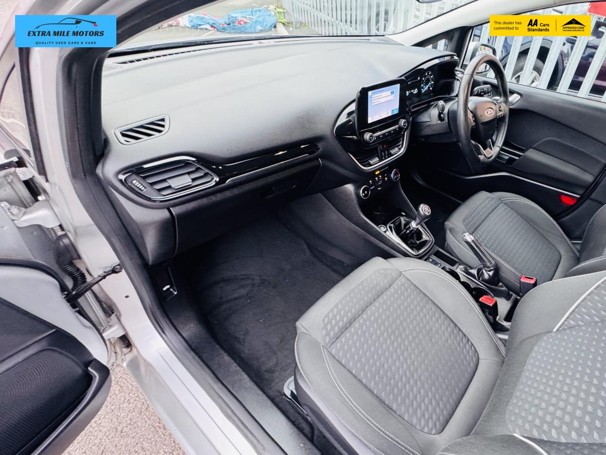 Ford Fiesta 1.0T EcoBoost Zetec Hatchback 5dr Petrol Manual Euro 6 (s/s) (100 ps)