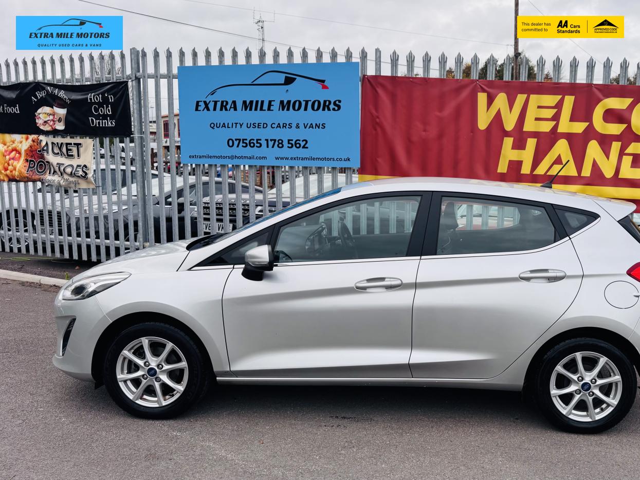 Ford Fiesta 1.0T EcoBoost Zetec Hatchback 5dr Petrol Manual Euro 6 (s/s) (100 ps)