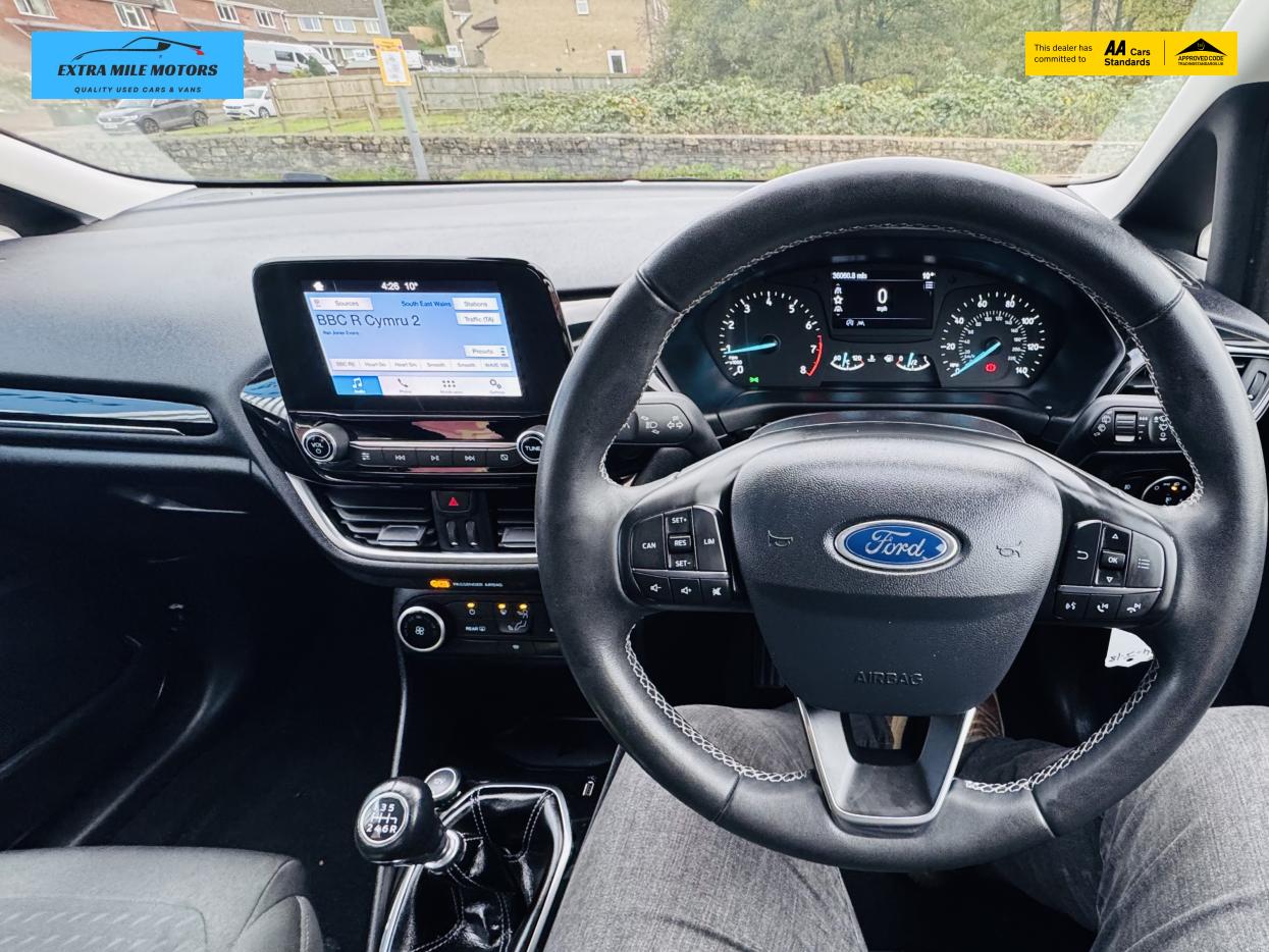 Ford Fiesta 1.0T EcoBoost Zetec Hatchback 5dr Petrol Manual Euro 6 (s/s) (100 ps)