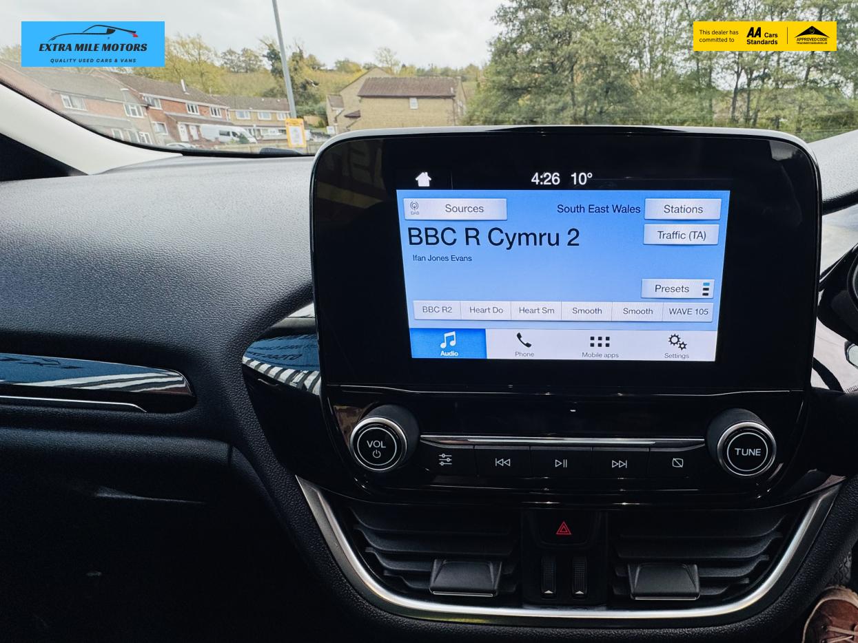 Ford Fiesta 1.0T EcoBoost Zetec Hatchback 5dr Petrol Manual Euro 6 (s/s) (100 ps)