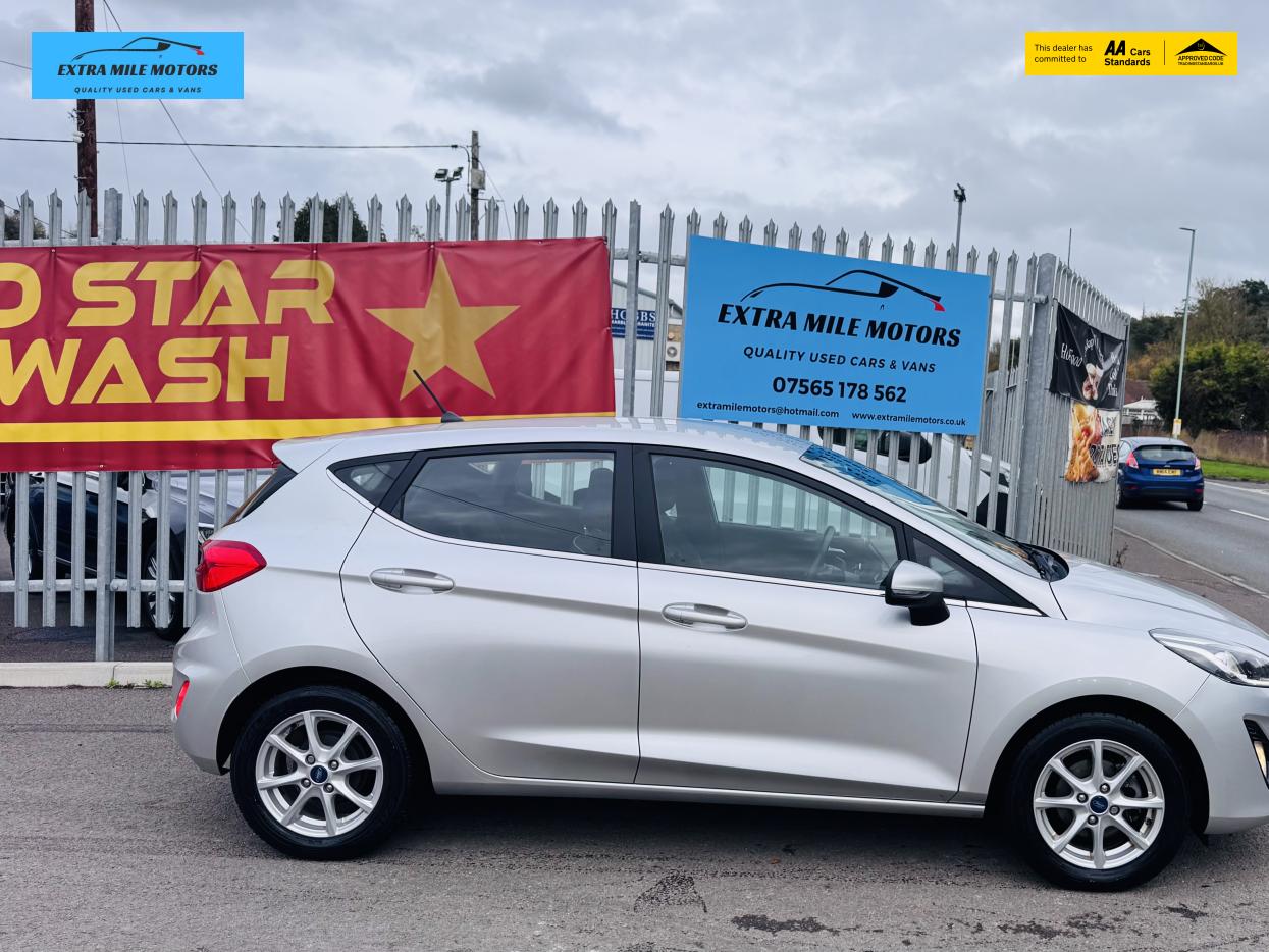 Ford Fiesta 1.0T EcoBoost Zetec Hatchback 5dr Petrol Manual Euro 6 (s/s) (100 ps)