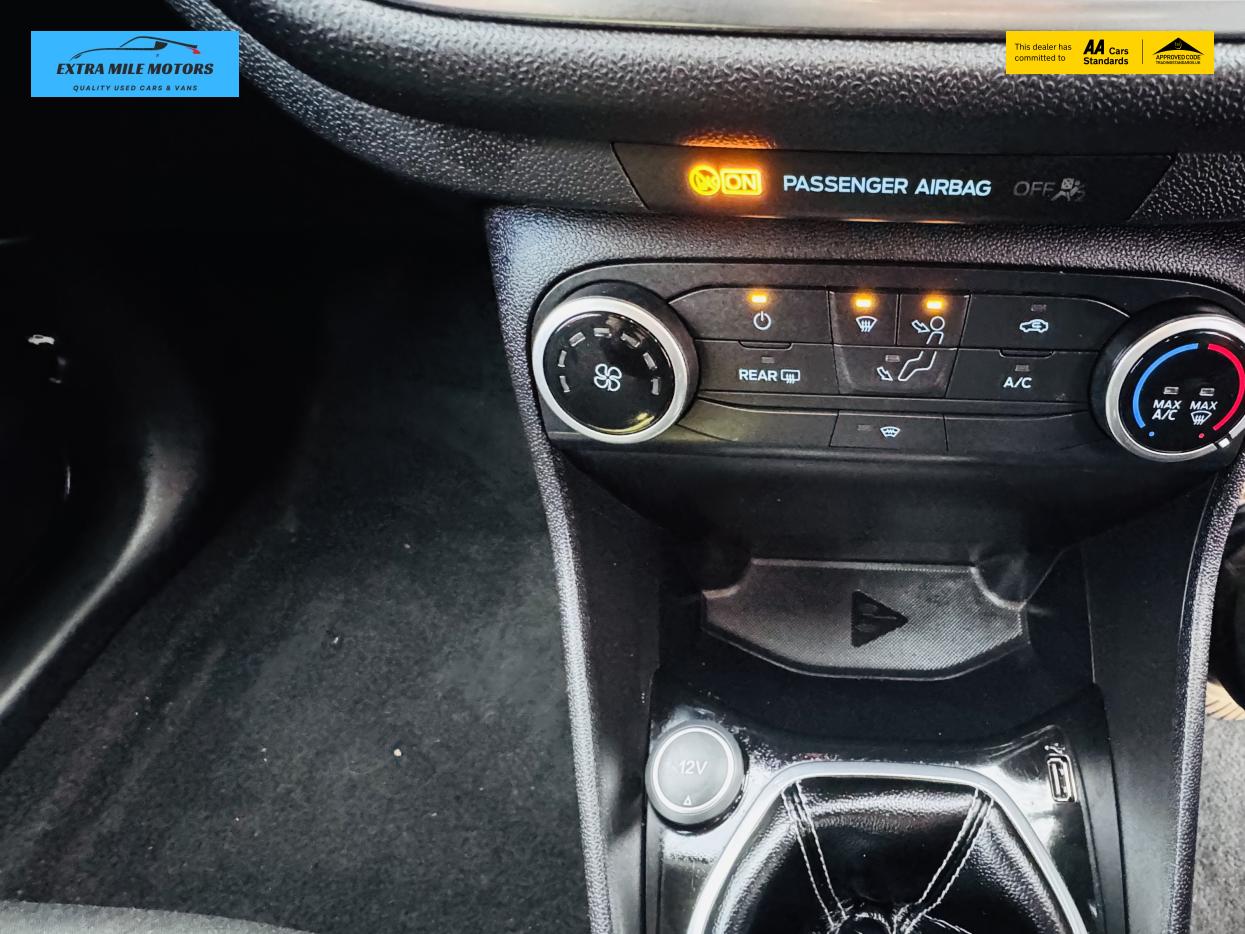 Ford Fiesta 1.0T EcoBoost Zetec Hatchback 5dr Petrol Manual Euro 6 (s/s) (100 ps)