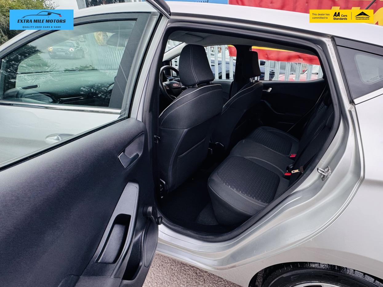 Ford Fiesta 1.0T EcoBoost Zetec Hatchback 5dr Petrol Manual Euro 6 (s/s) (100 ps)