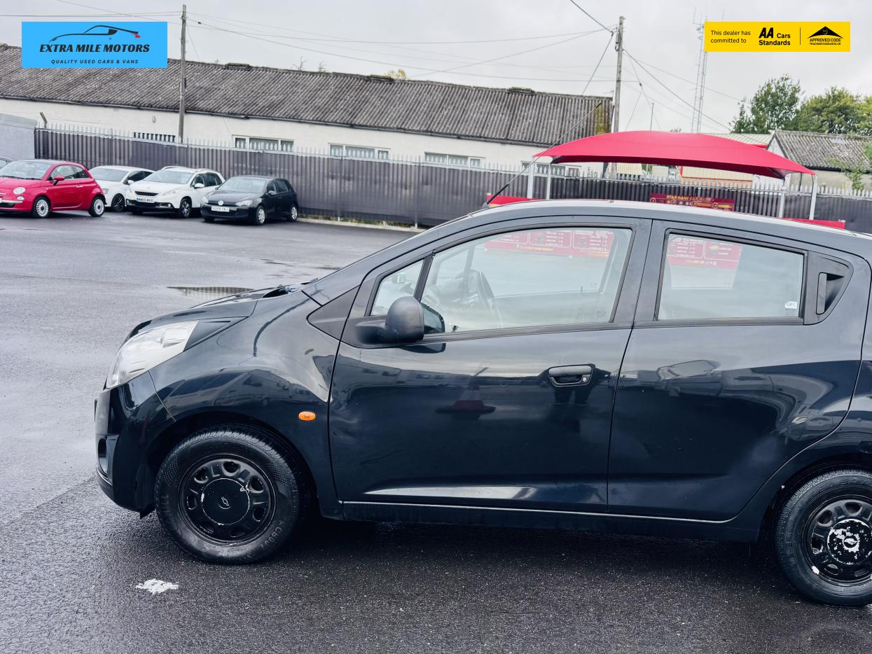 Chevrolet Spark 1.0i + Hatchback 5dr Petrol Manual Euro 5 (No a/c) (68 ps)