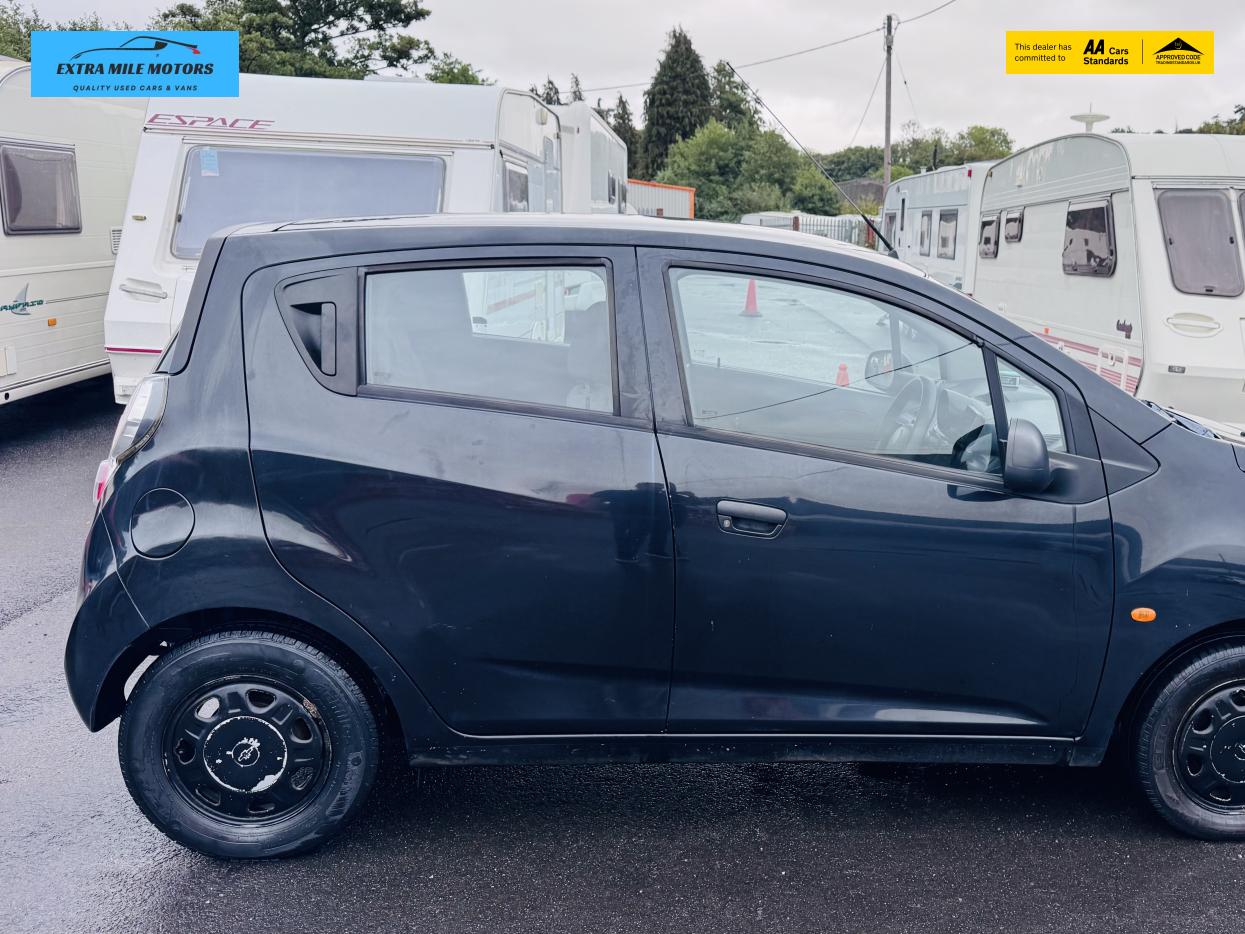 Chevrolet Spark 1.0i + Hatchback 5dr Petrol Manual Euro 5 (No a/c) (68 ps)