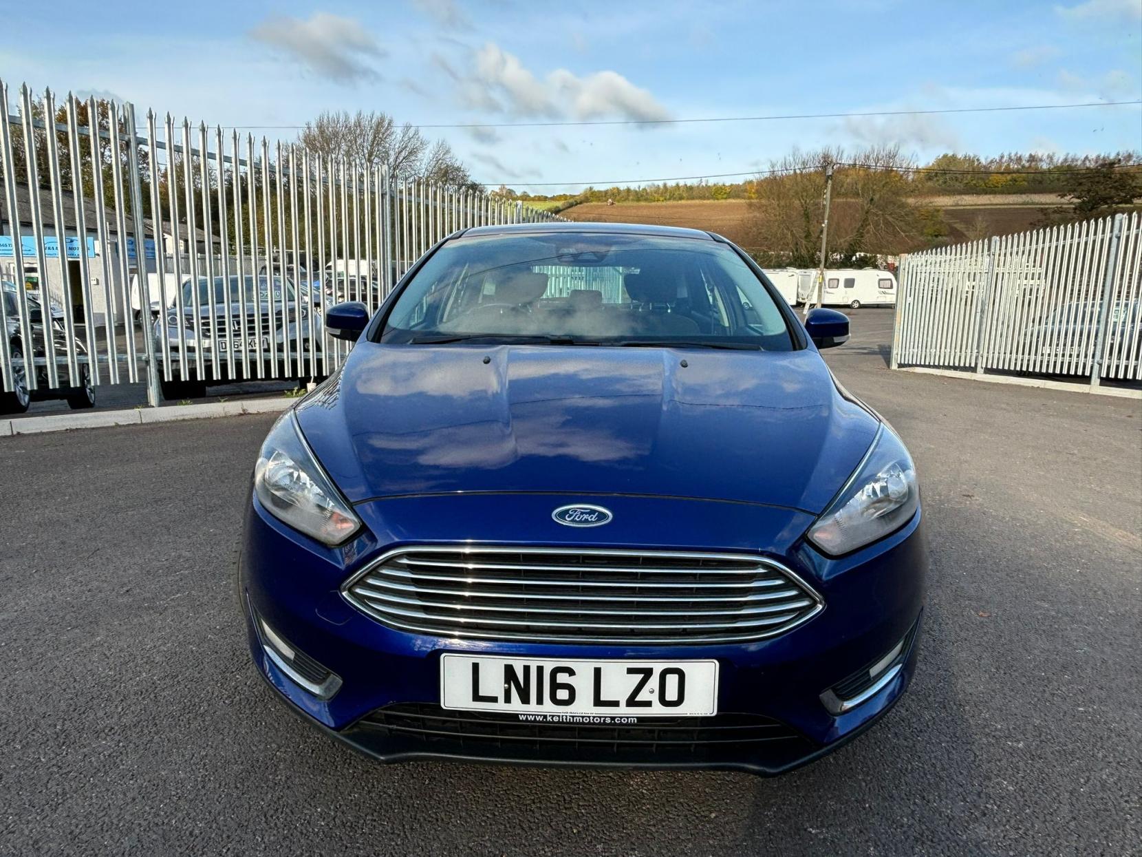 Ford Focus 1.0T EcoBoost Titanium Hatchback 5dr Petrol Manual Euro 6 (s/s) (125 ps)