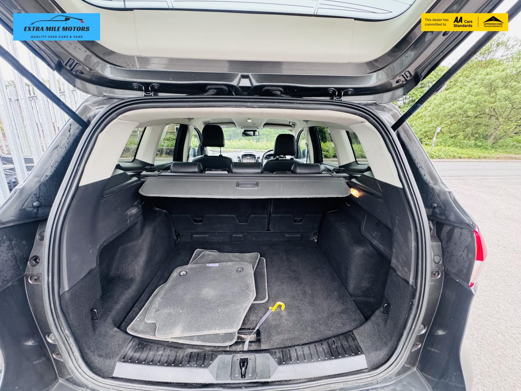 Ford Kuga 1.5T EcoBoost Titanium SUV 5dr Petrol Manual 2WD Euro 6 (s/s) (150 ps)