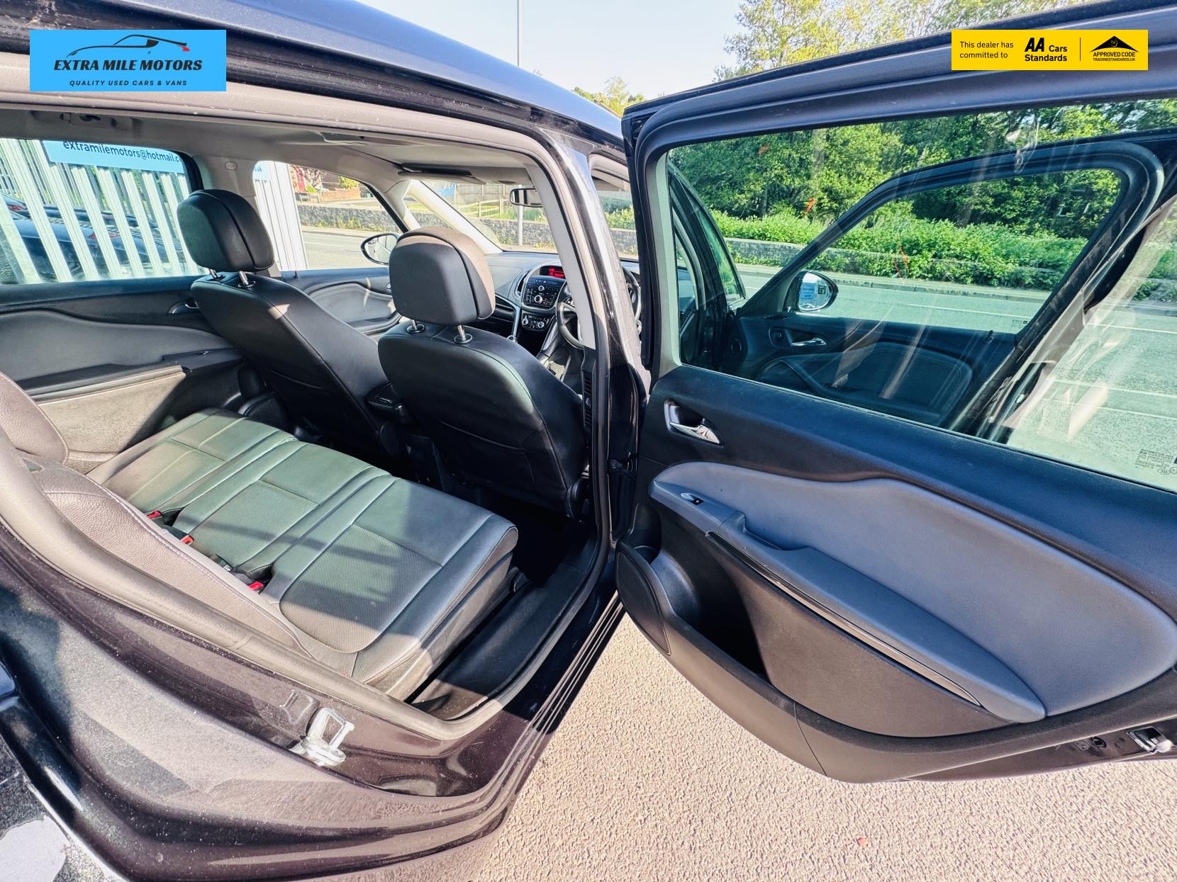 Vauxhall Zafira Tourer 1.6 CDTi ecoFLEX Elite MPV 5dr Diesel Manual Euro 6 (s/s) (136 ps)