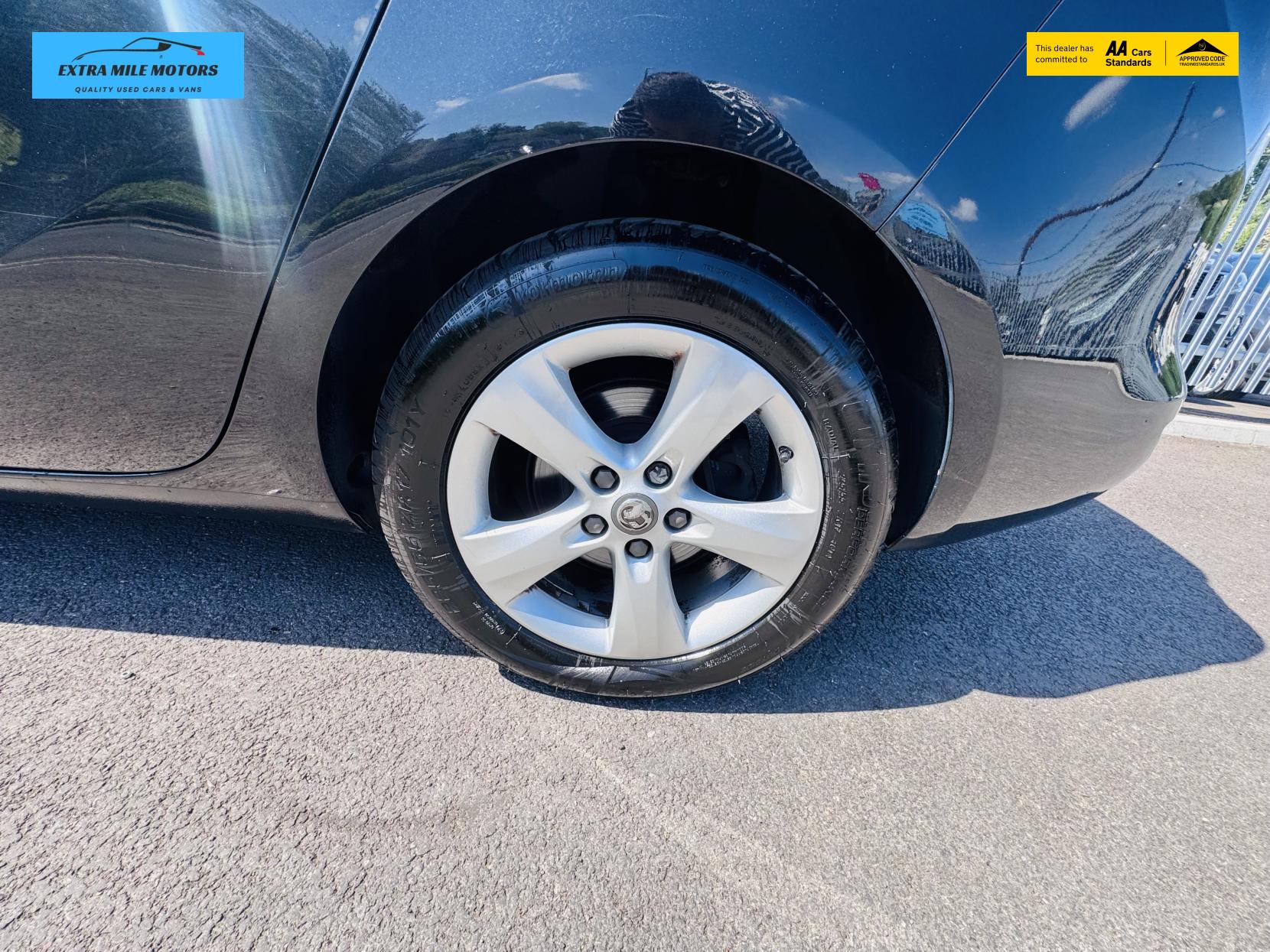 Vauxhall Zafira Tourer 1.6 CDTi ecoFLEX Elite MPV 5dr Diesel Manual Euro 6 (s/s) (136 ps)