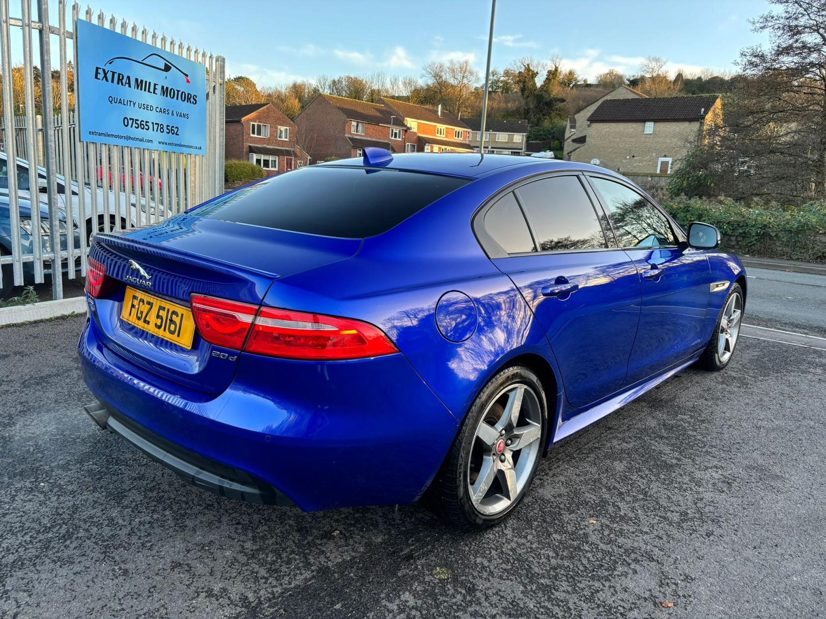 Jaguar XE 2.0d R-Sport Saloon 4dr Diesel Auto Euro 6 (s/s) (180 ps)