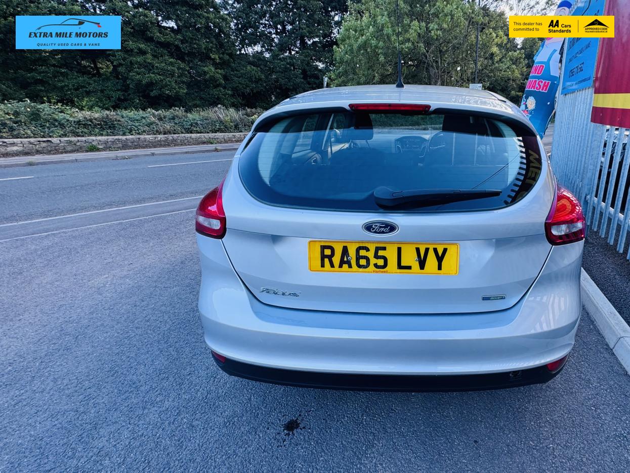Ford Focus 1.0T EcoBoost Zetec Hatchback 5dr Petrol Manual Euro 6 (s/s) (125 ps)