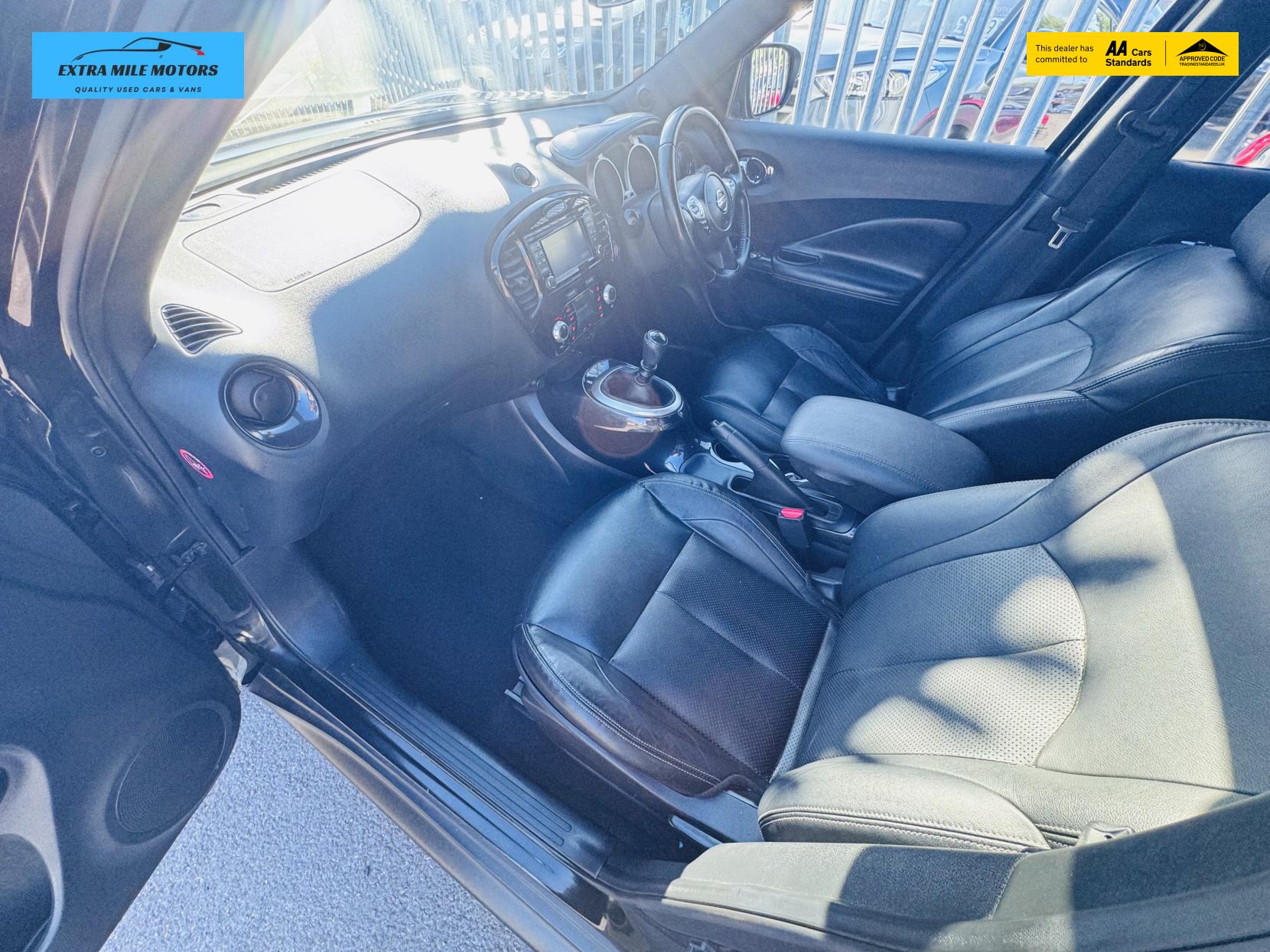 Nissan Juke 1.2 DIG-T Tekna SUV 5dr Petrol Manual Euro 5 (s/s) Euro 5 (115 ps)