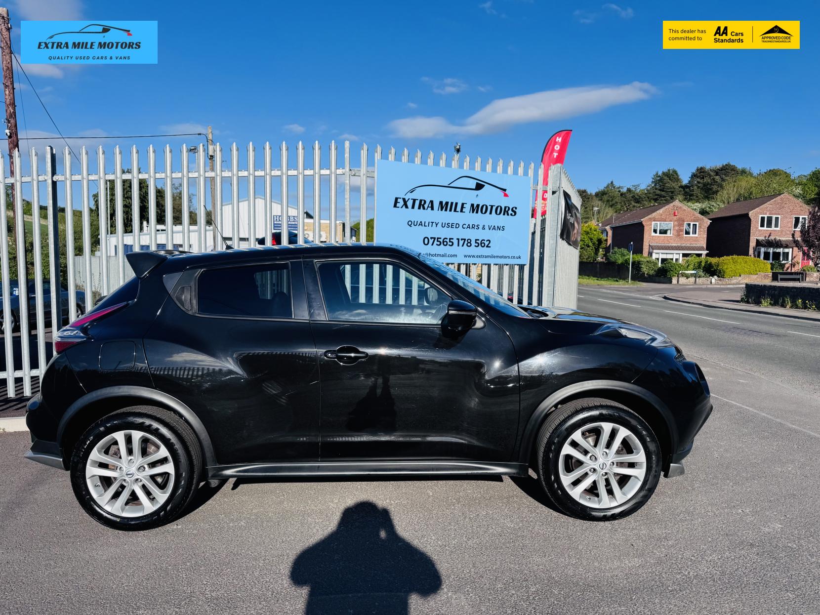 Nissan Juke 1.2 DIG-T Tekna SUV 5dr Petrol Manual Euro 5 (s/s) Euro 5 (115 ps)