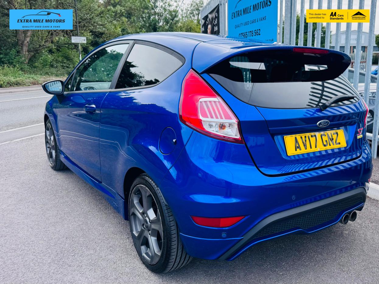 Ford Fiesta 1.6T EcoBoost ST-3 Hatchback 3dr Petrol Manual Euro 6 (182 ps)
