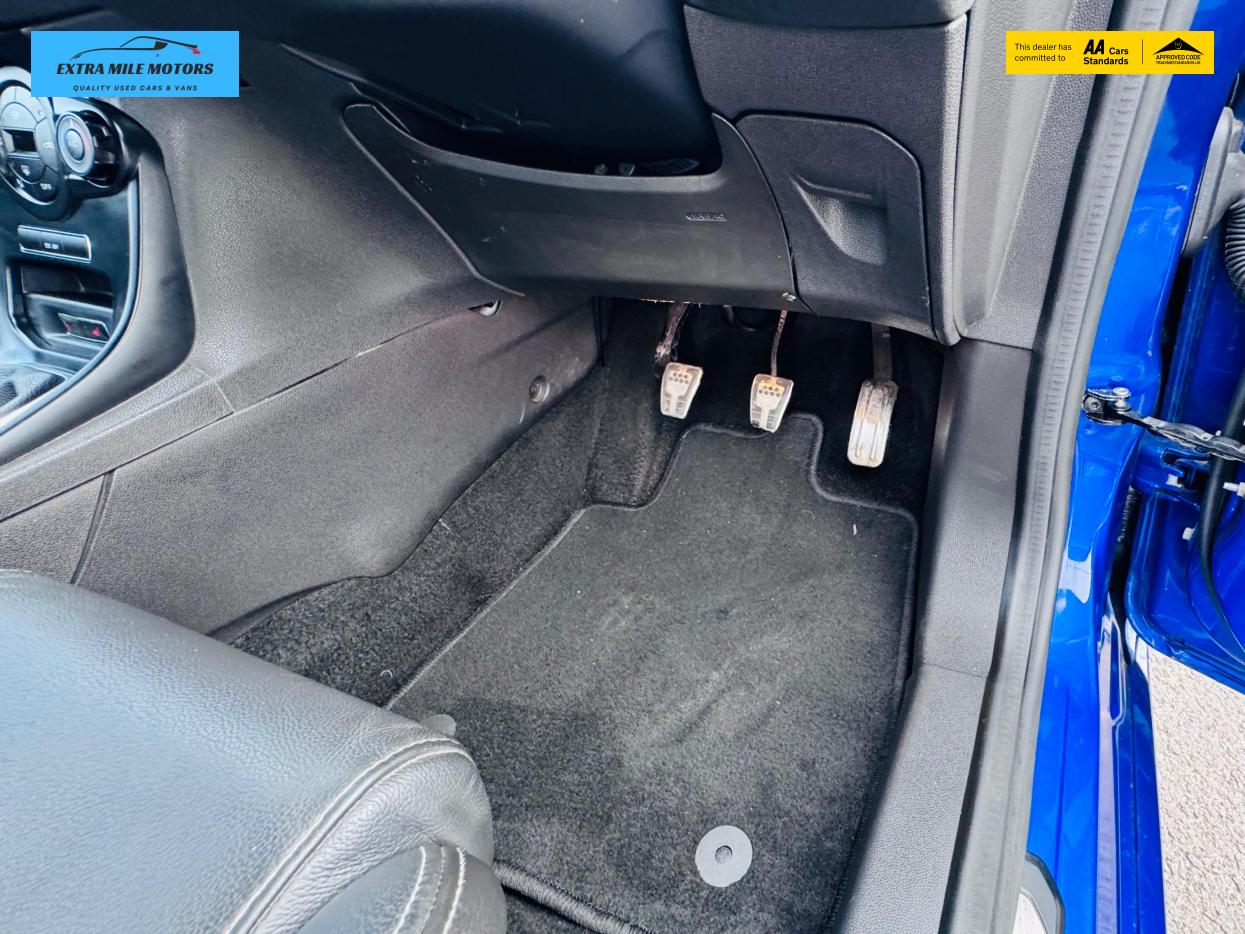 Ford Fiesta 1.6T EcoBoost ST-3 Hatchback 3dr Petrol Manual Euro 6 (182 ps)