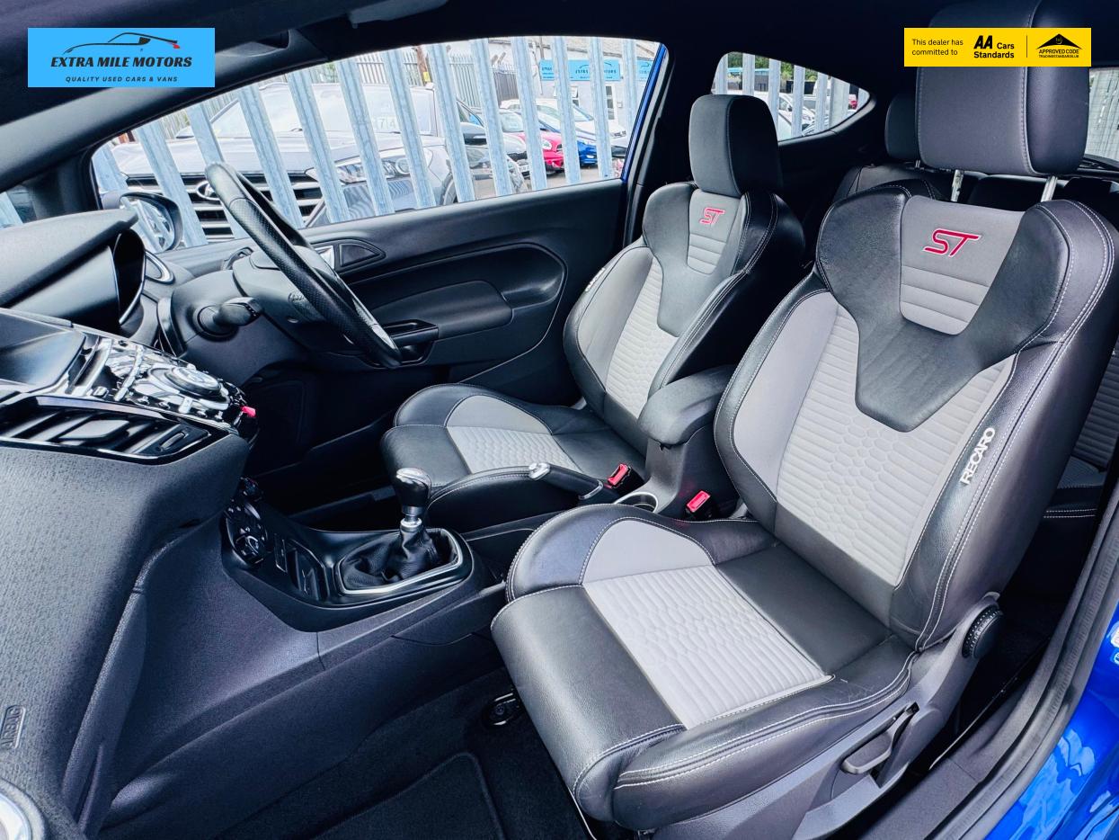 Ford Fiesta 1.6T EcoBoost ST-3 Hatchback 3dr Petrol Manual Euro 6 (182 ps)