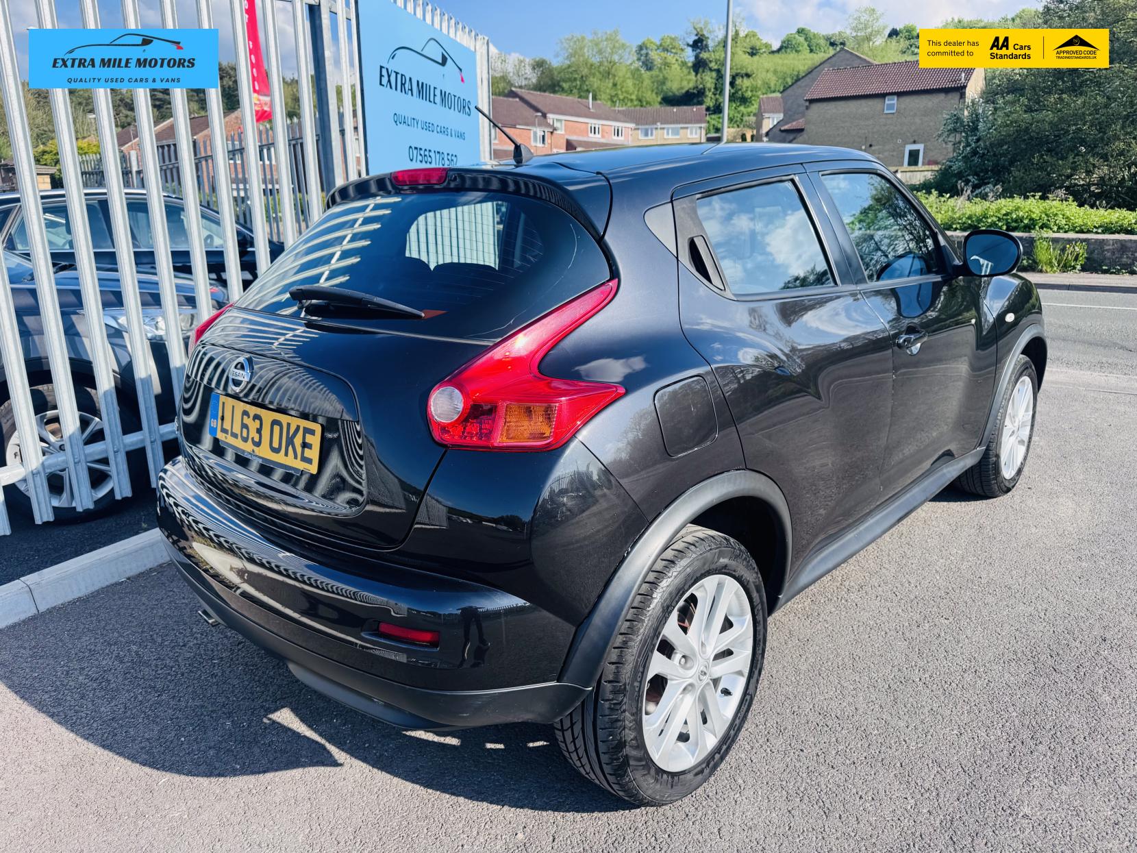 Nissan Juke 1.6 Acenta SUV 5dr Petrol Manual Euro 5 (s/s) (117 ps)