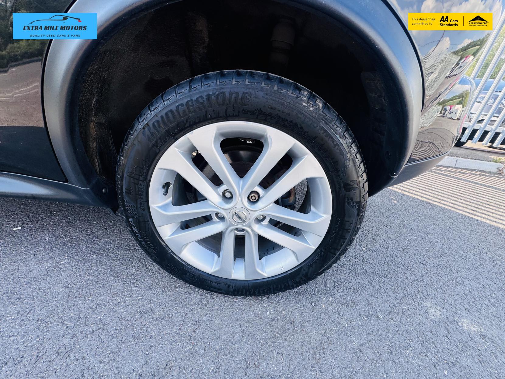 Nissan Juke 1.6 Acenta SUV 5dr Petrol Manual Euro 5 (s/s) (117 ps)