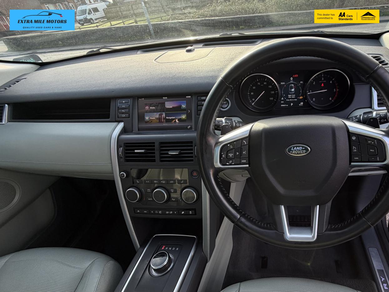 Land Rover Discovery Sport 2.0 TD4 HSE Luxury SUV 5dr Diesel Auto 4WD Euro 6 (s/s) (180 ps)