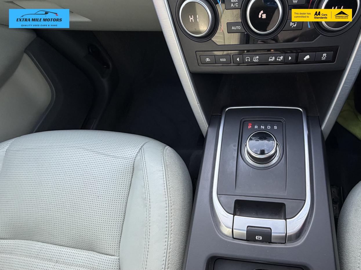 Land Rover Discovery Sport 2.0 TD4 HSE Luxury SUV 5dr Diesel Auto 4WD Euro 6 (s/s) (180 ps)