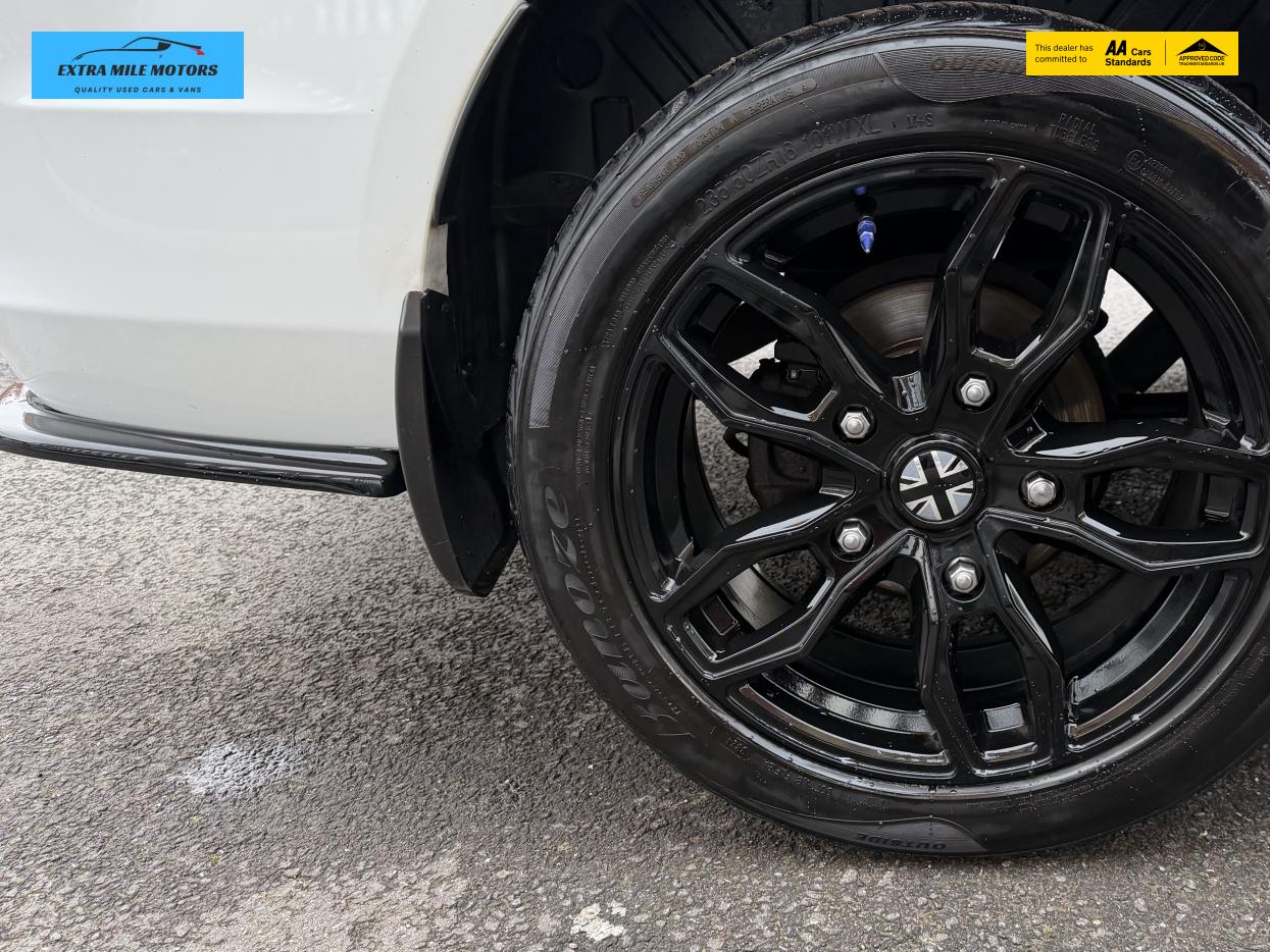 Ford Transit Custom 2.0 300 EcoBlue Limited Crew Van Double Cab 5dr Diesel Manual L1 H1 Euro 6 (6 Seat) (130 ps)